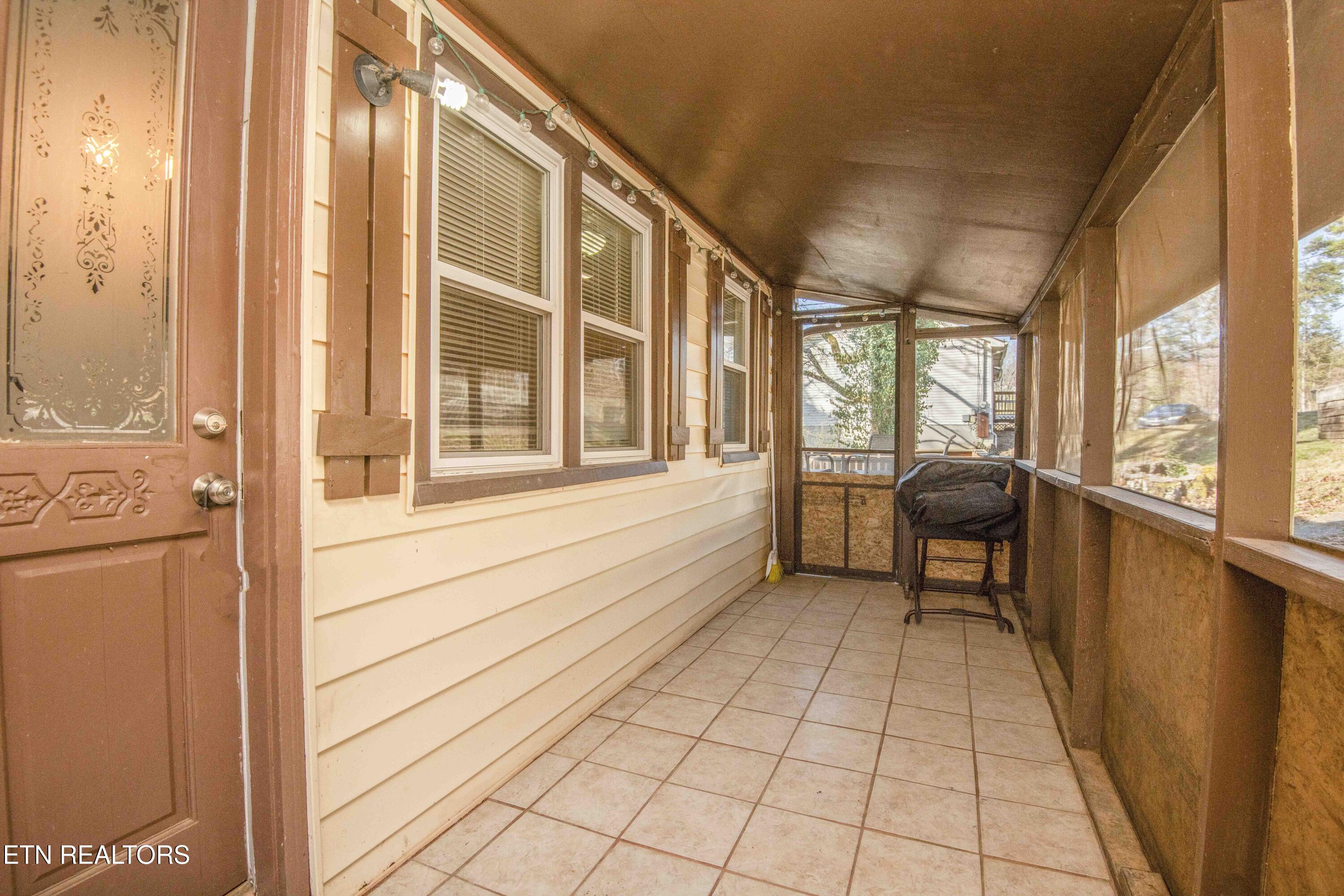 1608 Ridgecrest Drive Property Photo 14