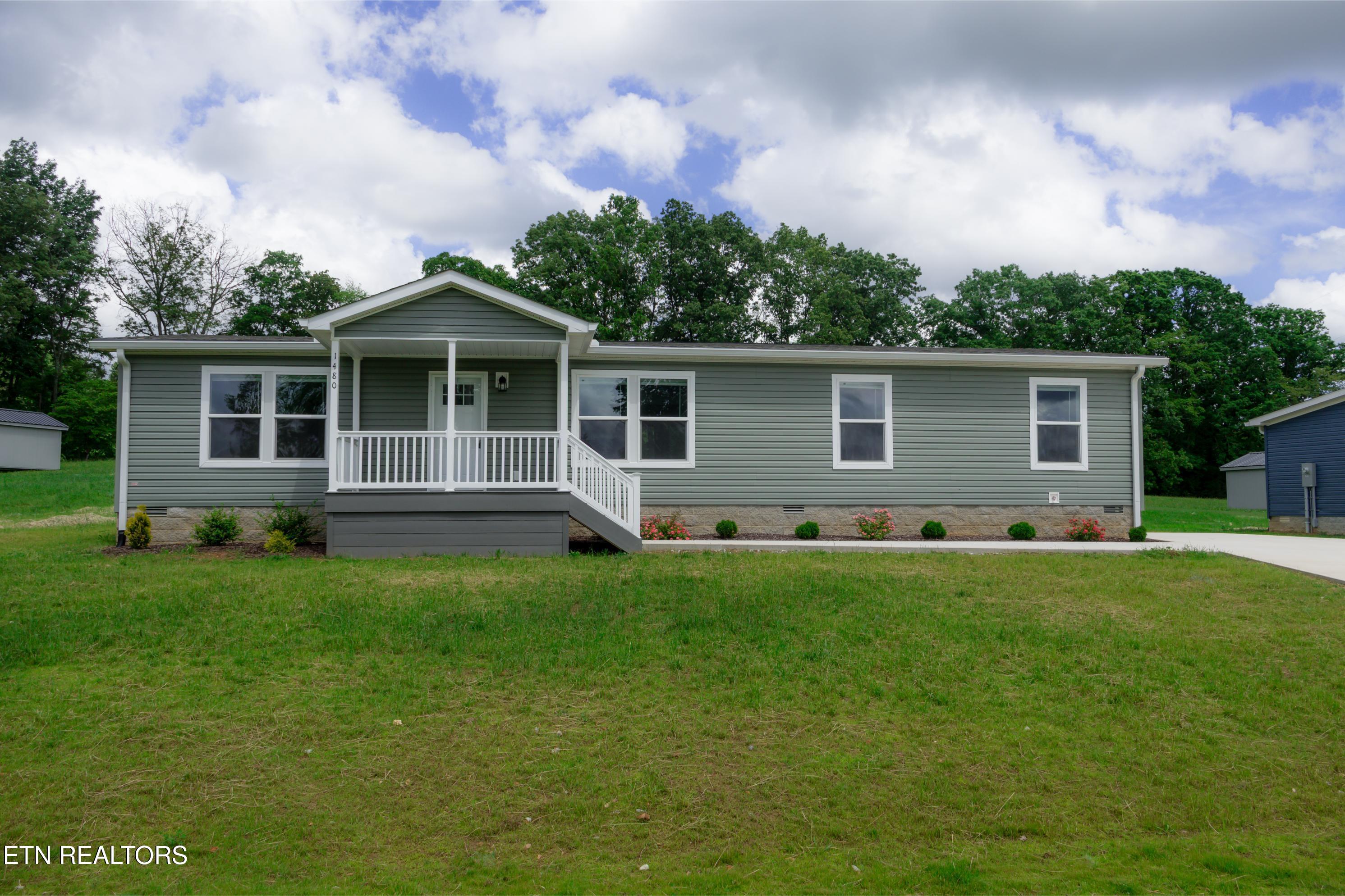 1480 Anna Maria Lane Property Photo 1