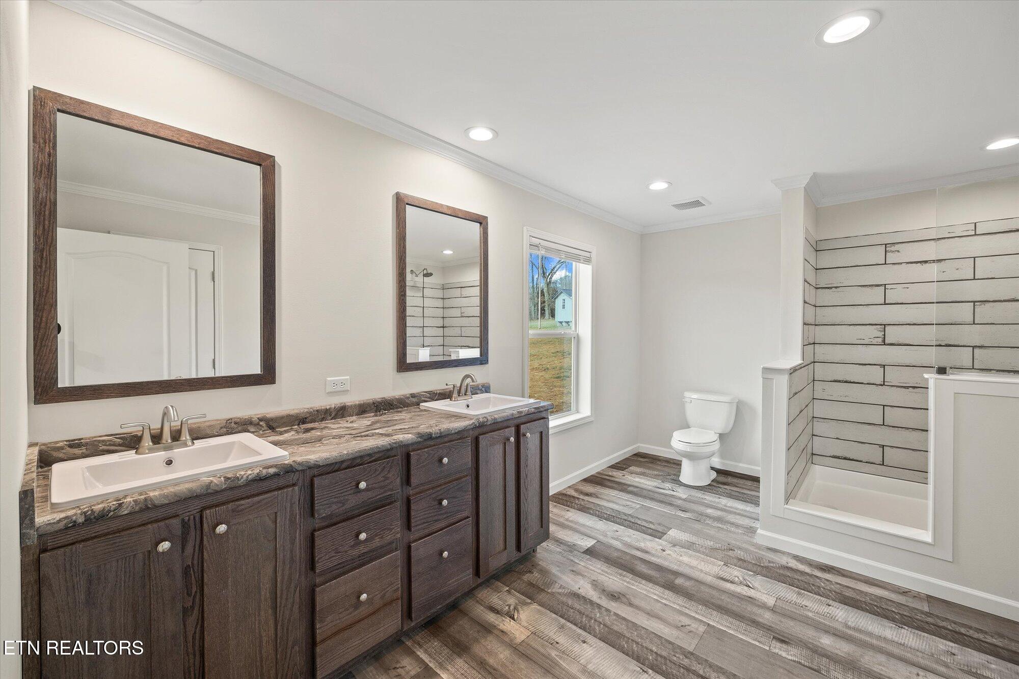 1480 Anna Maria Lane Property Photo 11