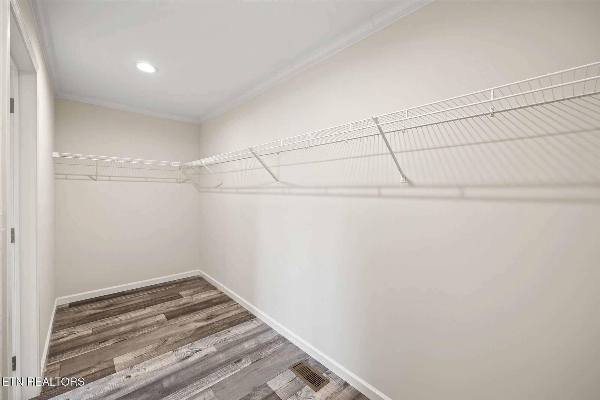 1480 Anna Maria Lane Property Photo 13