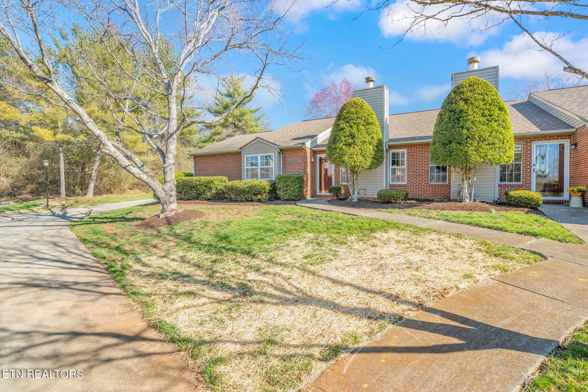 5009 Griffins Gate Lane Property Photo
