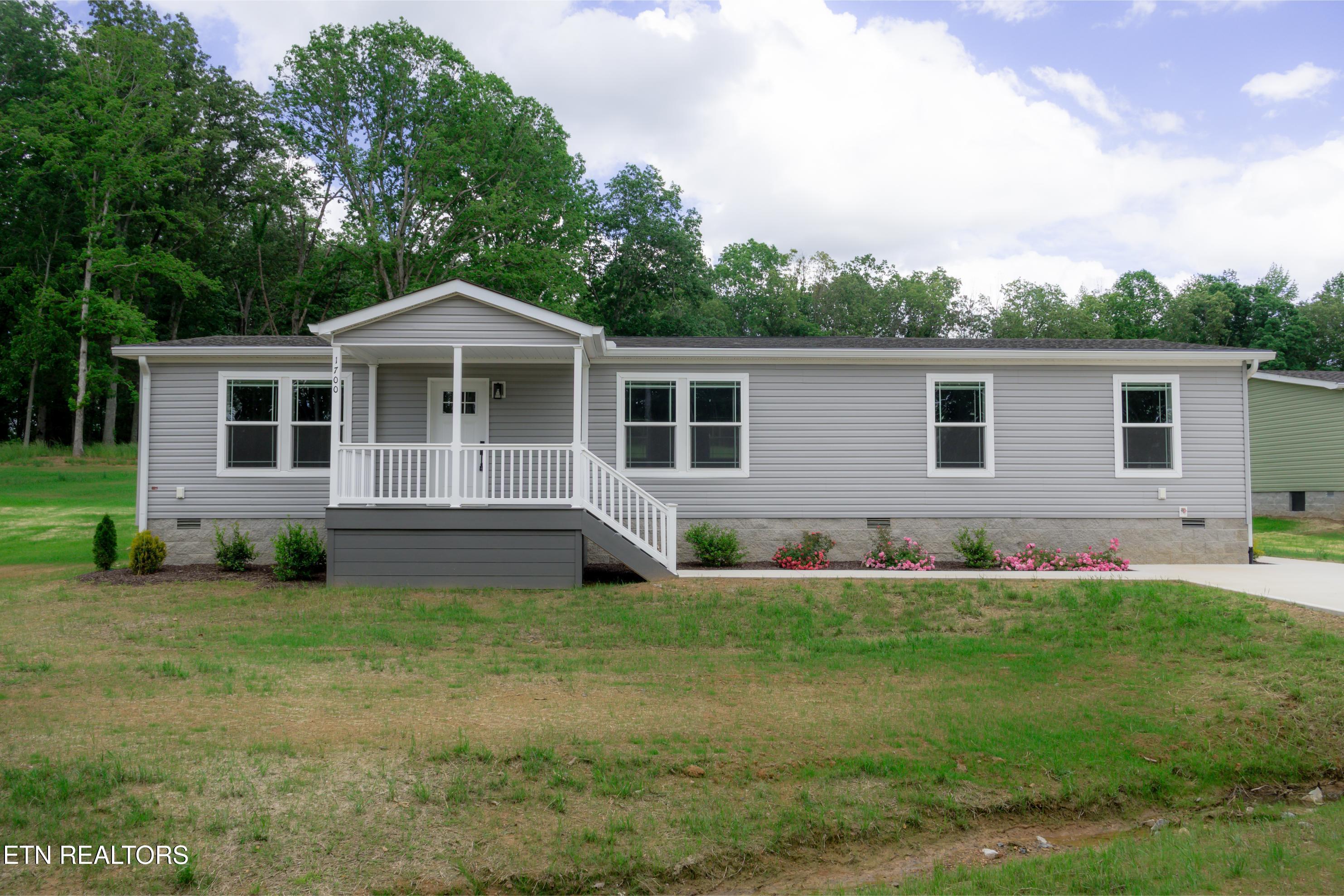 1700 Anna Maria Lane Property Photo