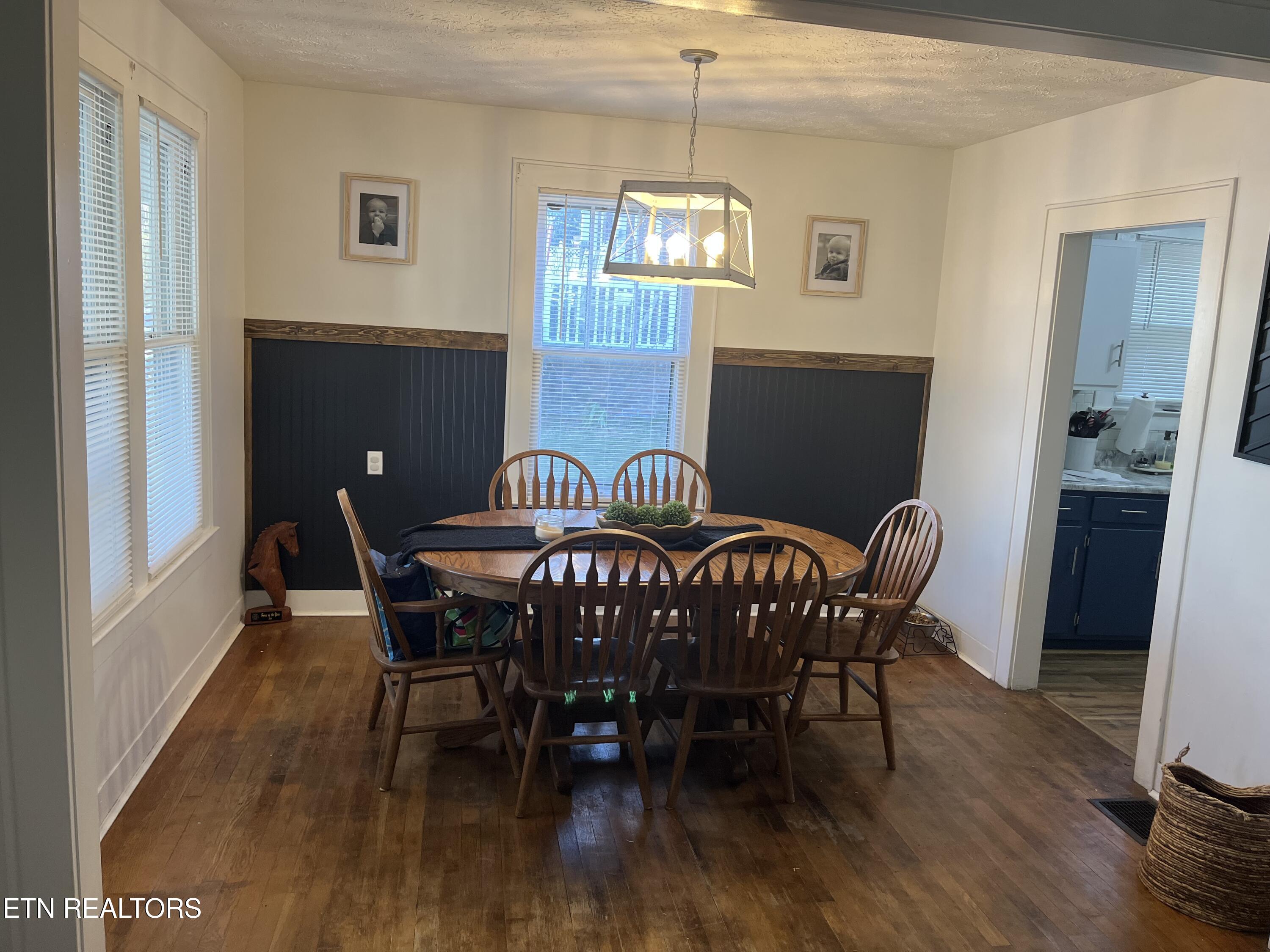 1907 Eastview Ave Property Photo 5