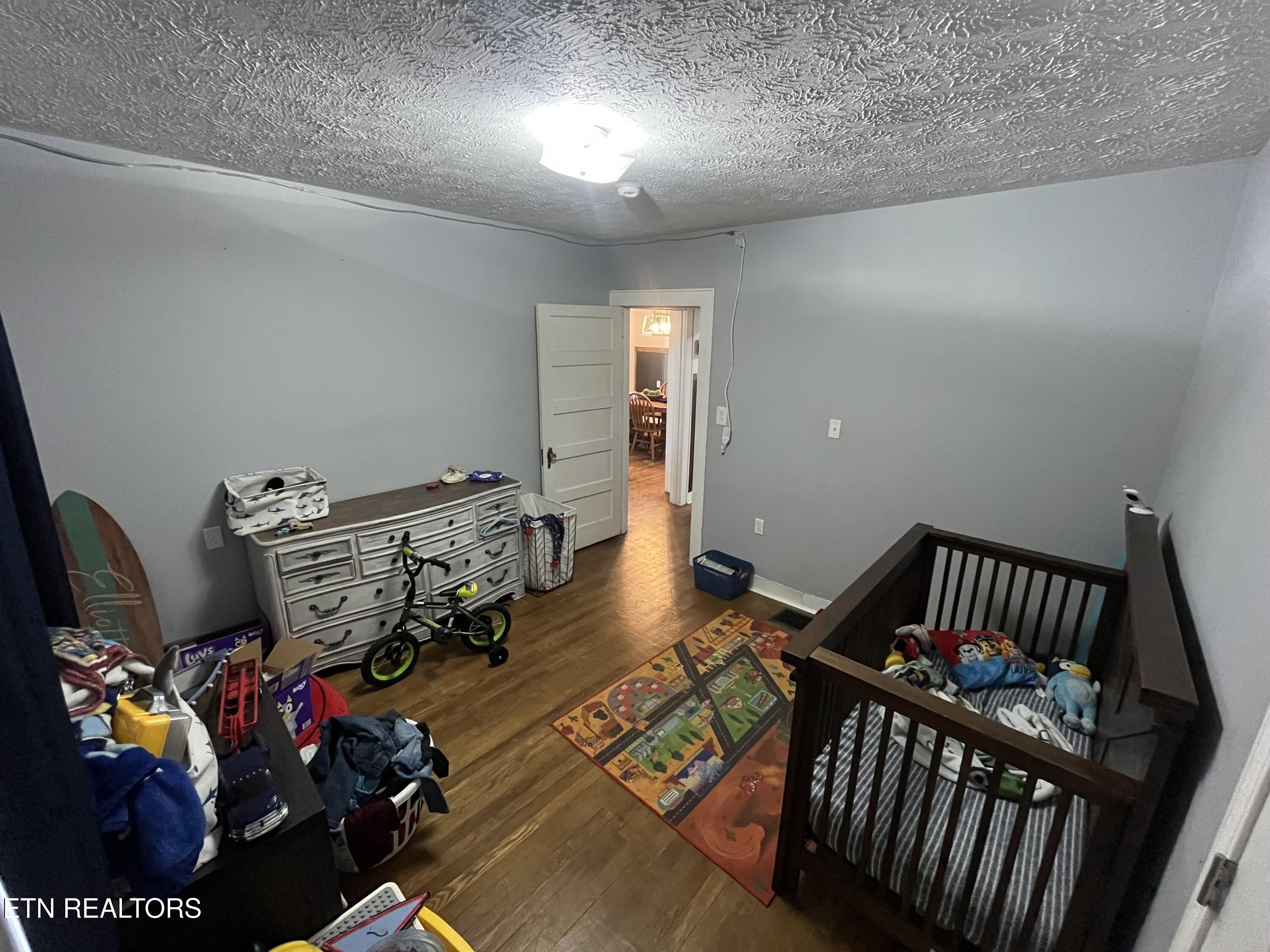 1907 Eastview Ave Property Photo 16