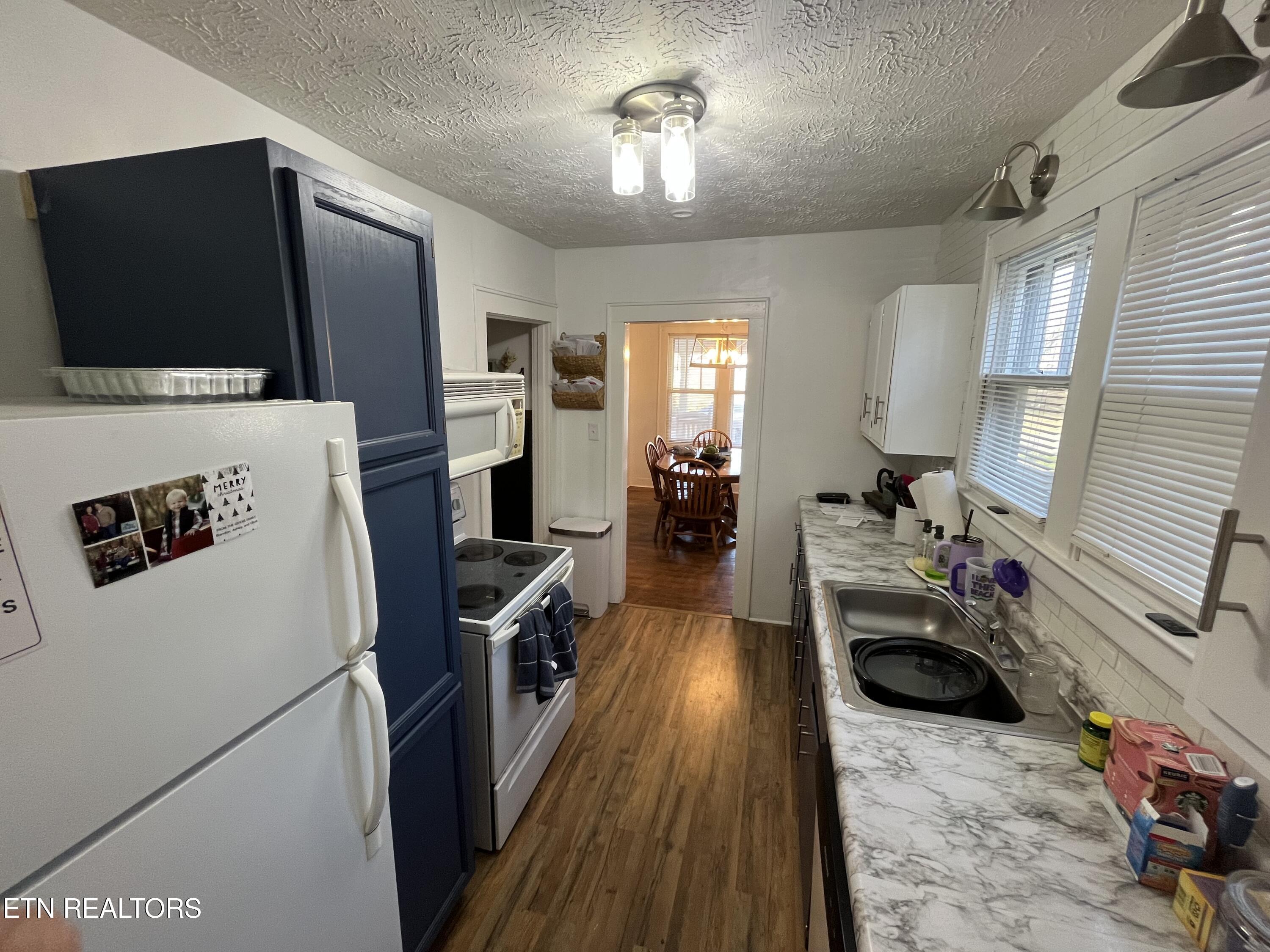 1907 Eastview Ave Property Photo 17