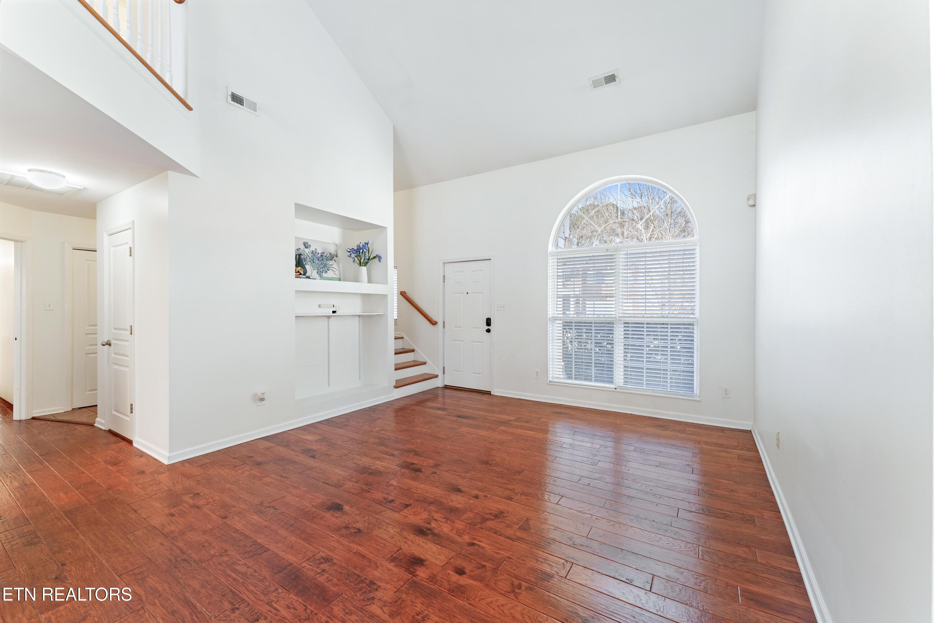 8121 Spring Haven Lane Property Photo 7