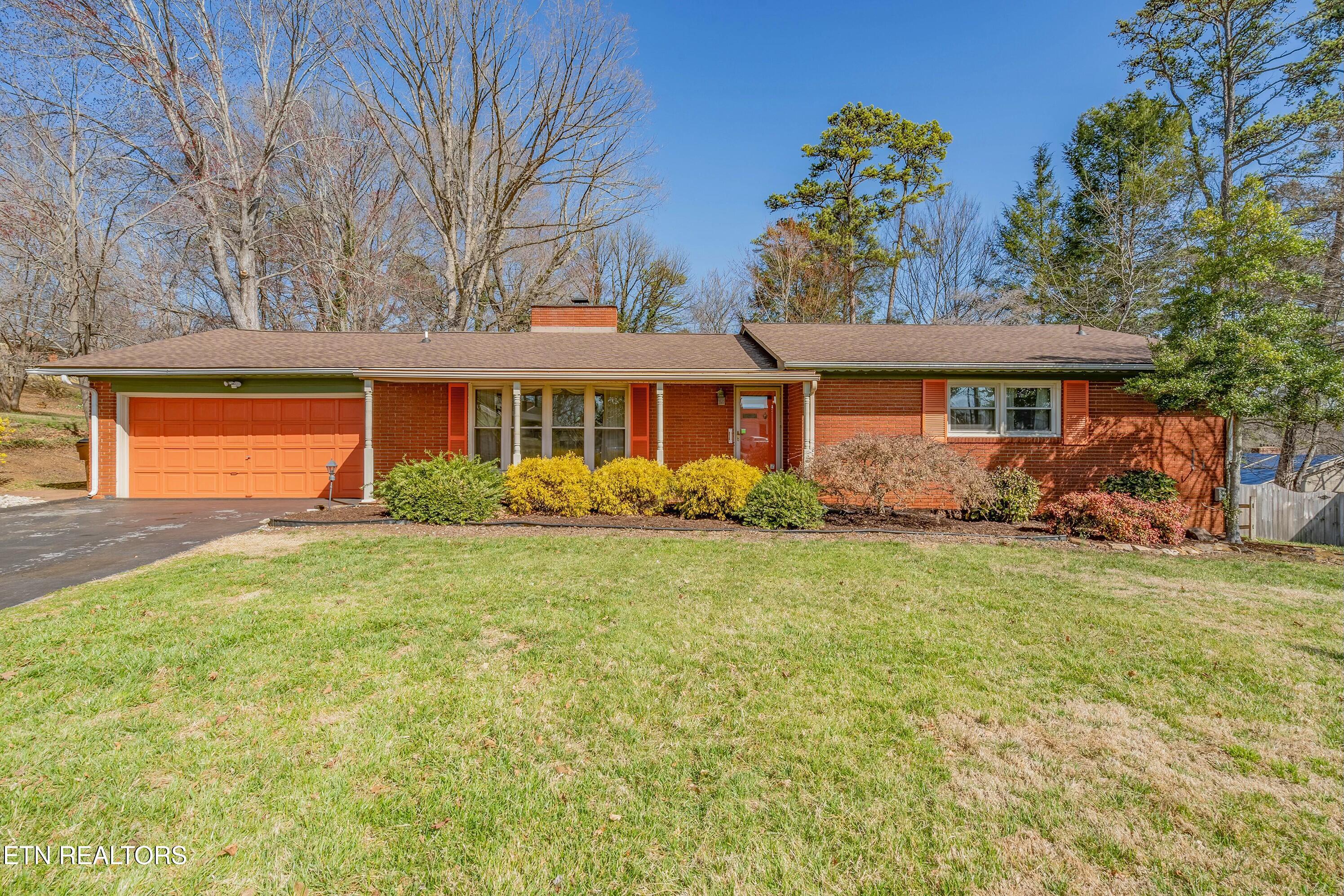 4105 Westgate Drive Property Photo 1
