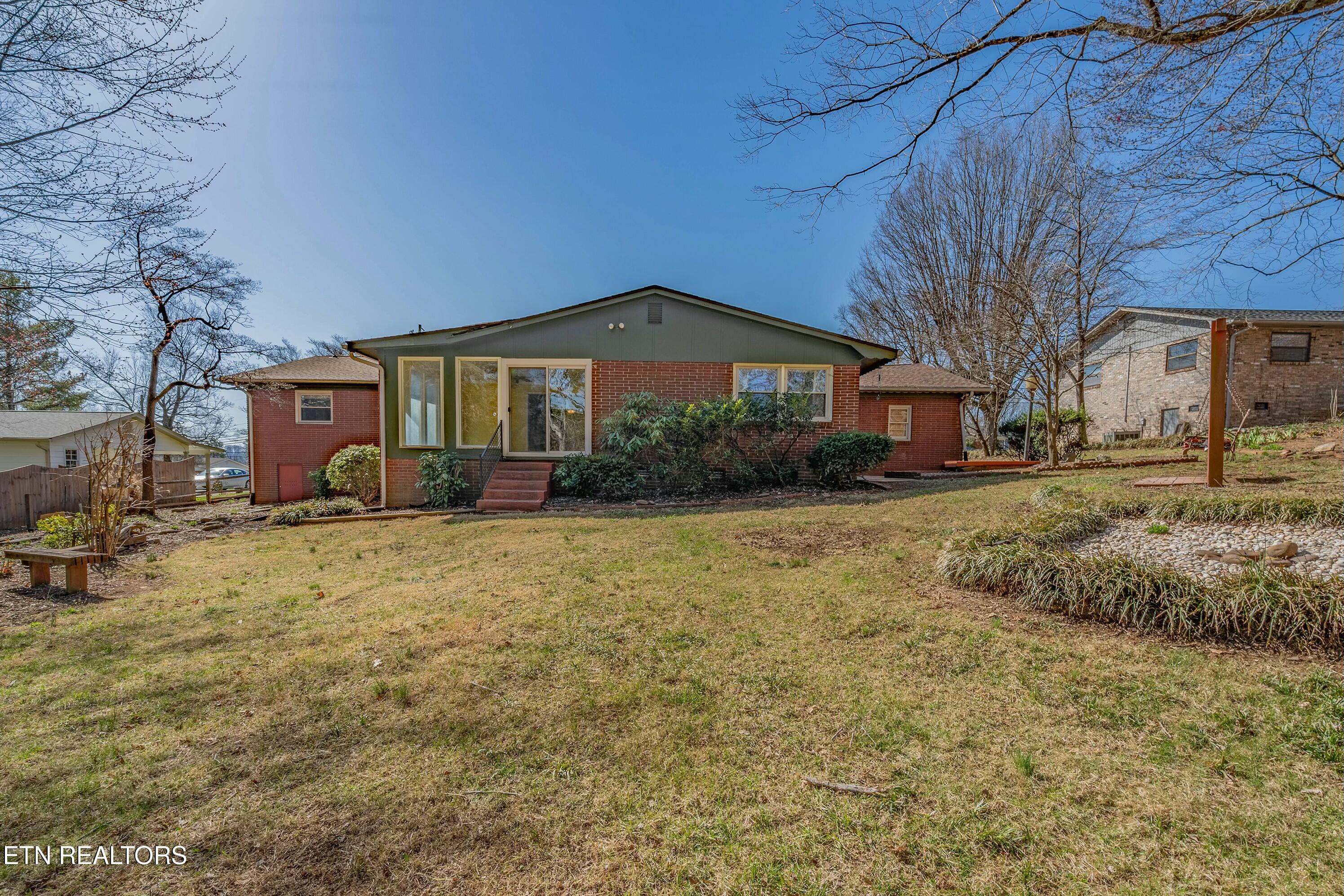 4105 Westgate Drive Property Photo 5