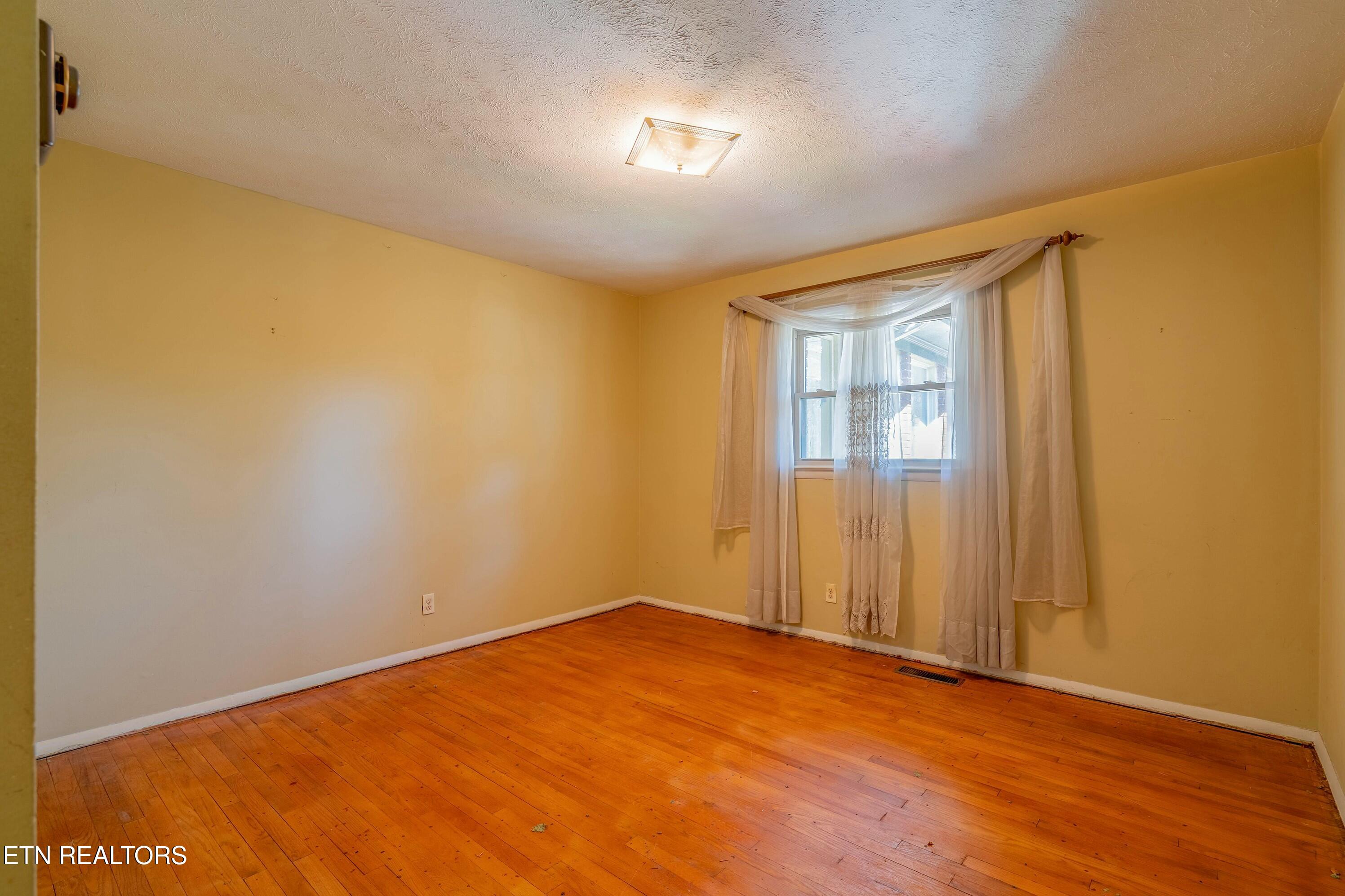 4105 Westgate Drive Property Photo 26