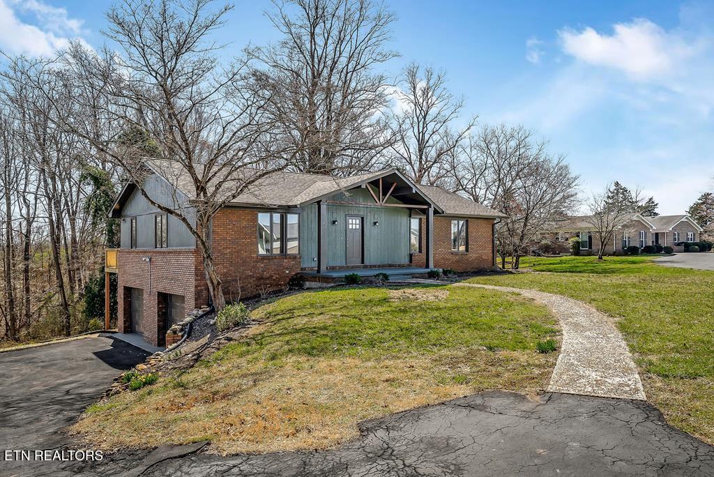 307 Gillen Drive Property Photo