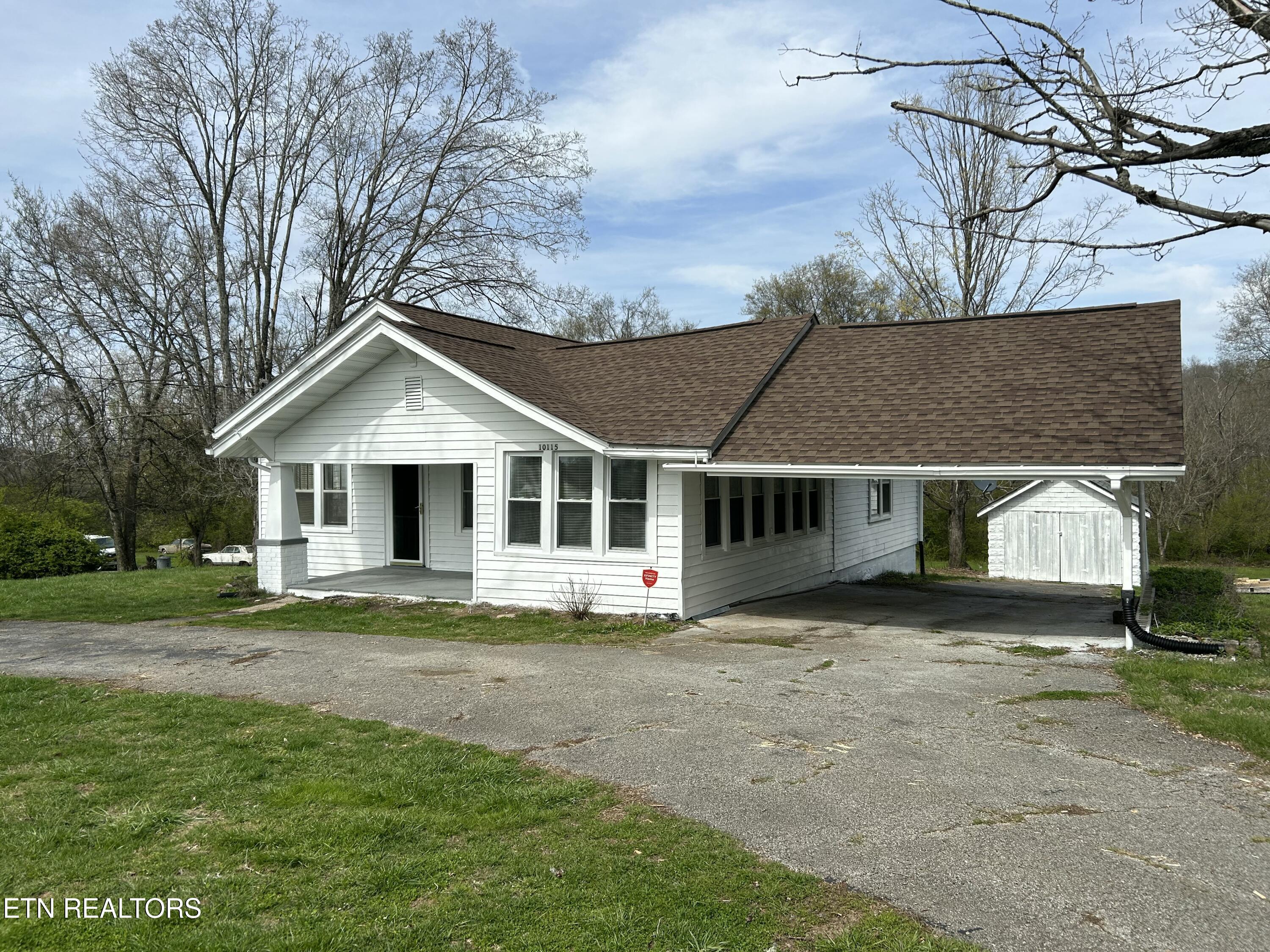 10115 Asheville Hwy Property Photo 2