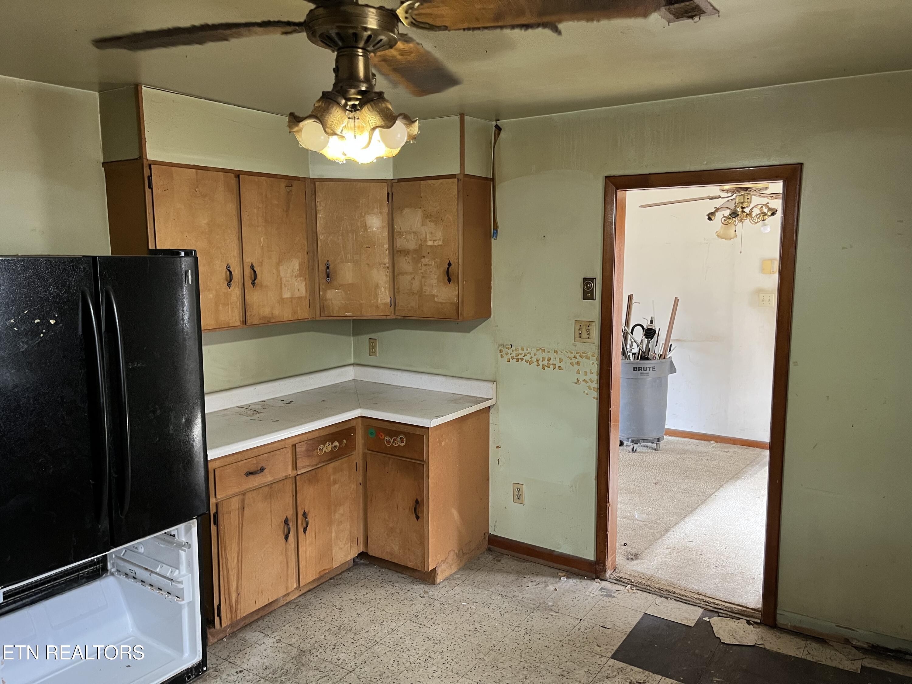 2440 Brooks Ave Property Photo 7