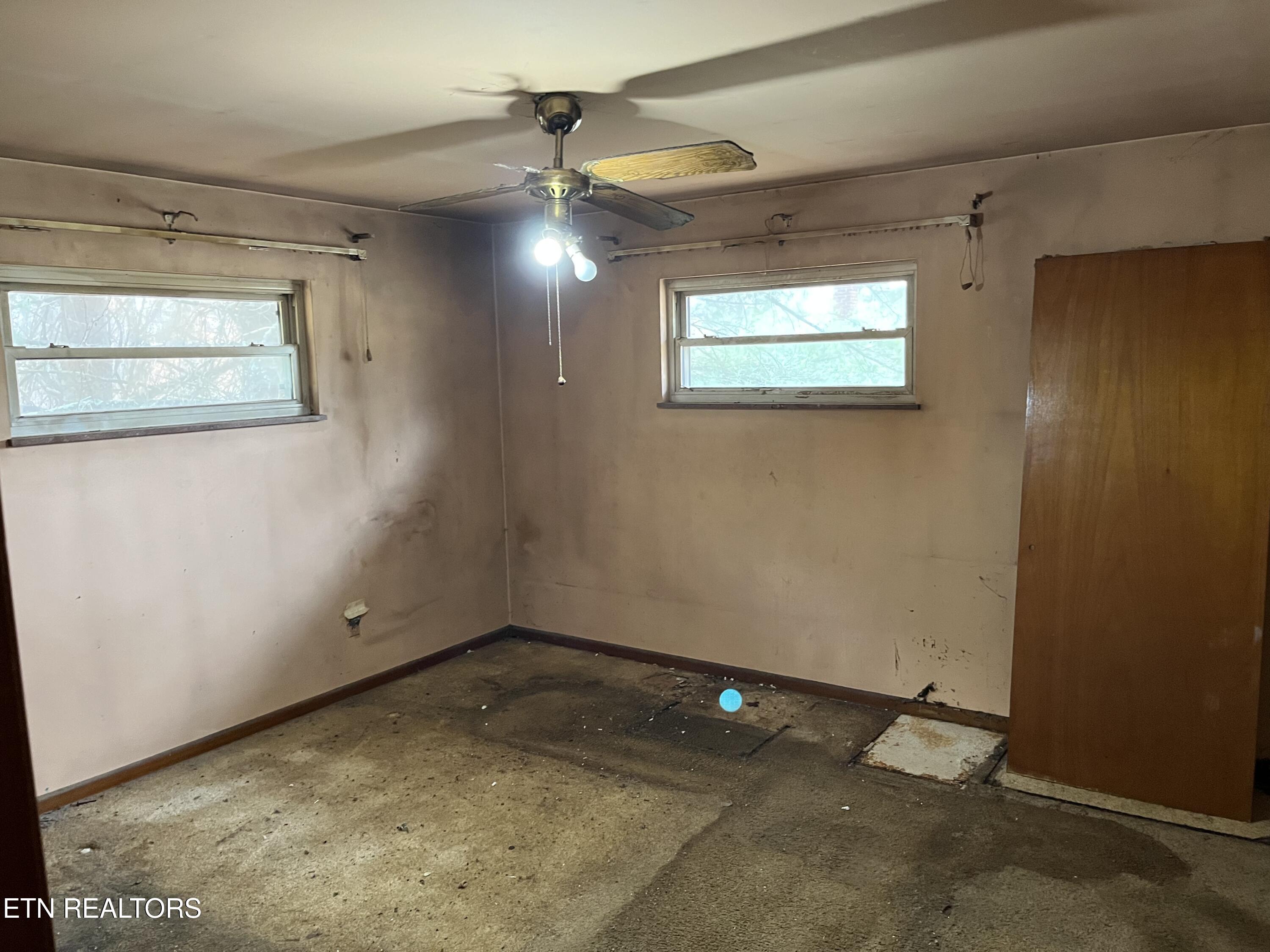 2440 Brooks Ave Property Photo 14