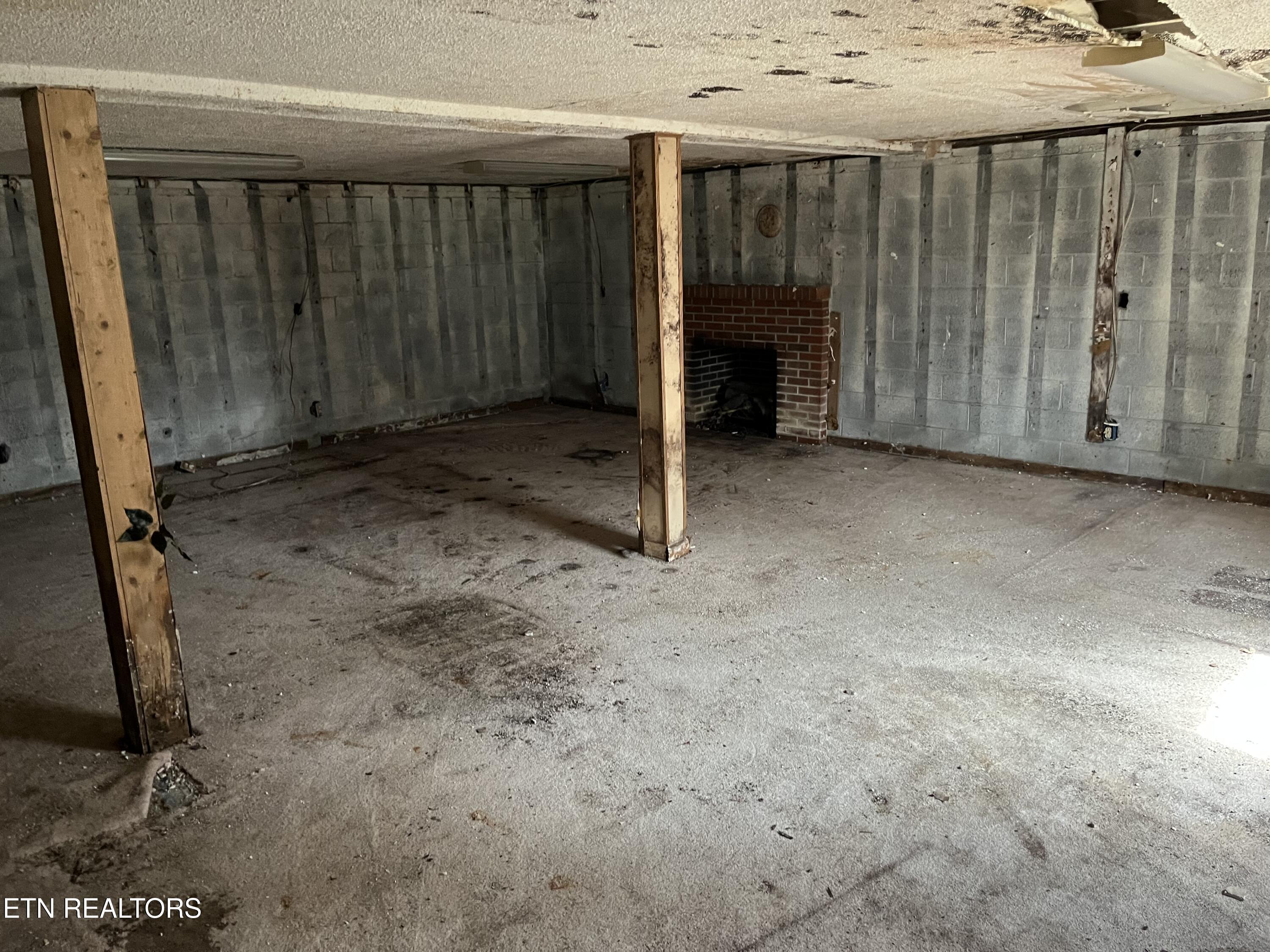 2440 Brooks Ave Property Photo 16