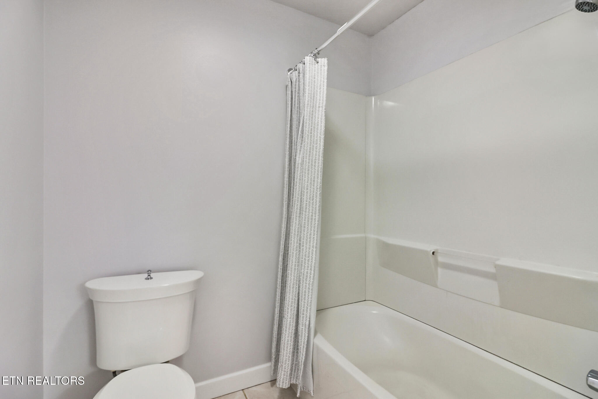 146 S Country Drive Property Photo 29