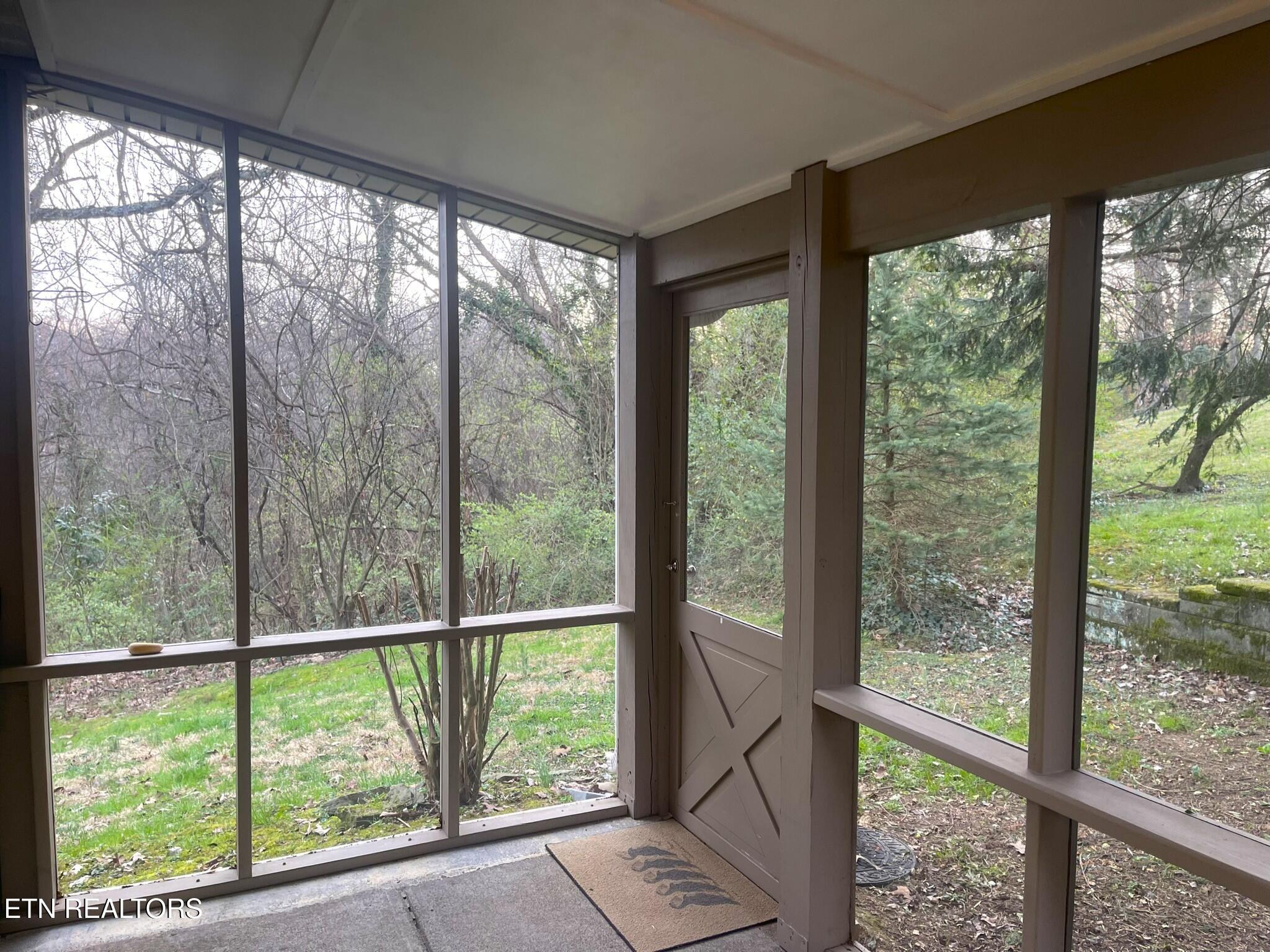 124 Sunset View Loop Property Photo 28