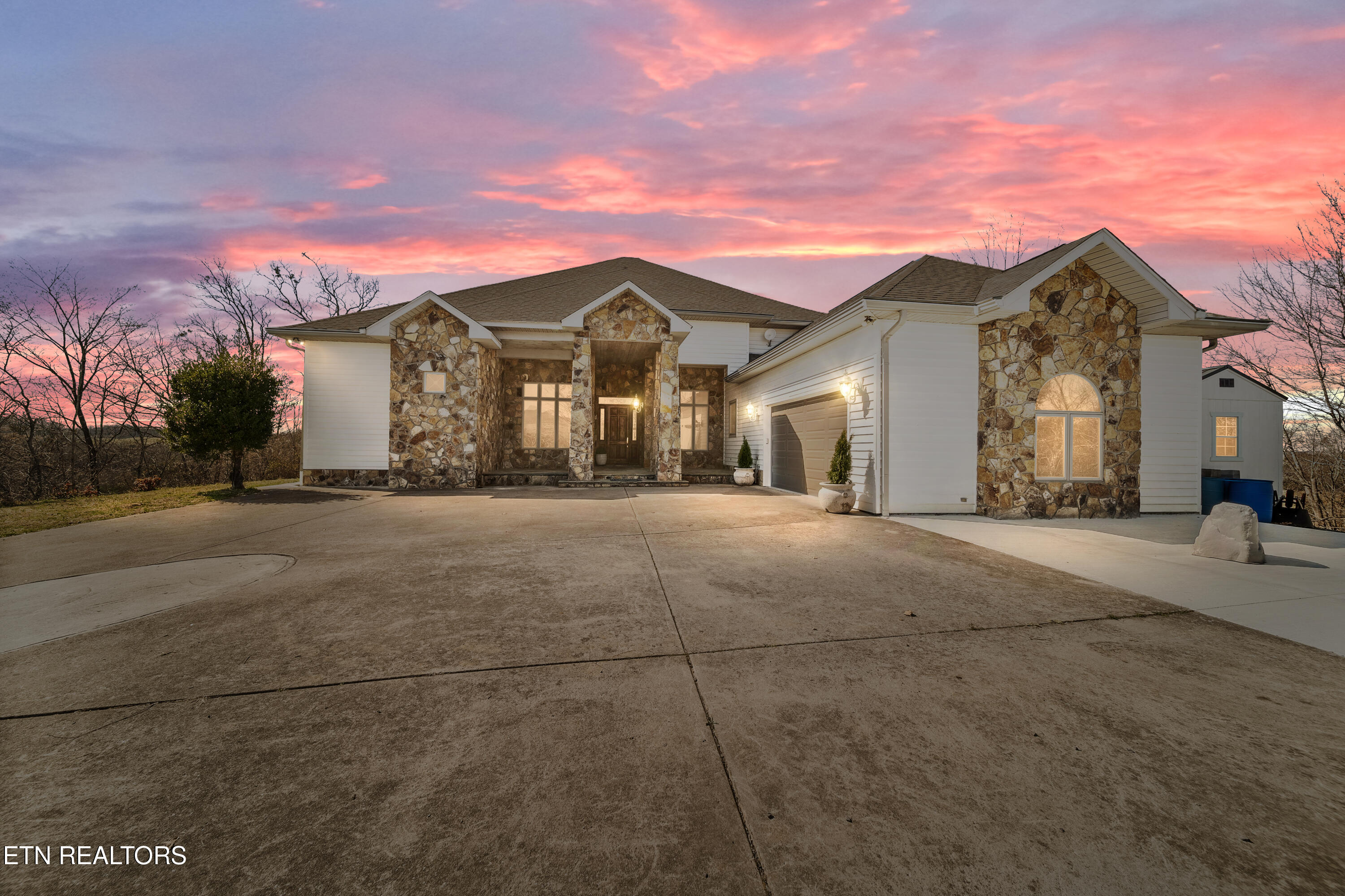 Anderson Branch Real Estate Listings Main Image