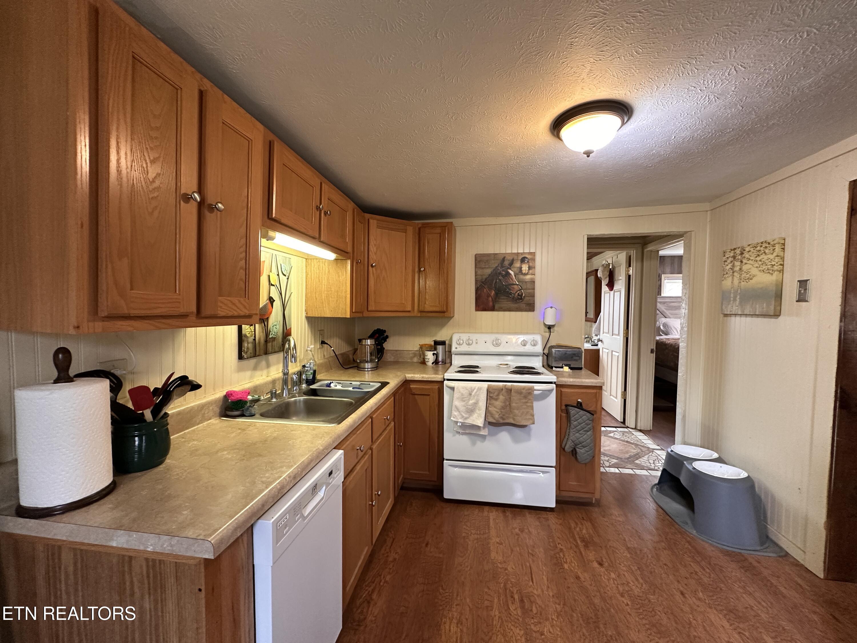 1370 Clay Hill Rd Property Photo 12