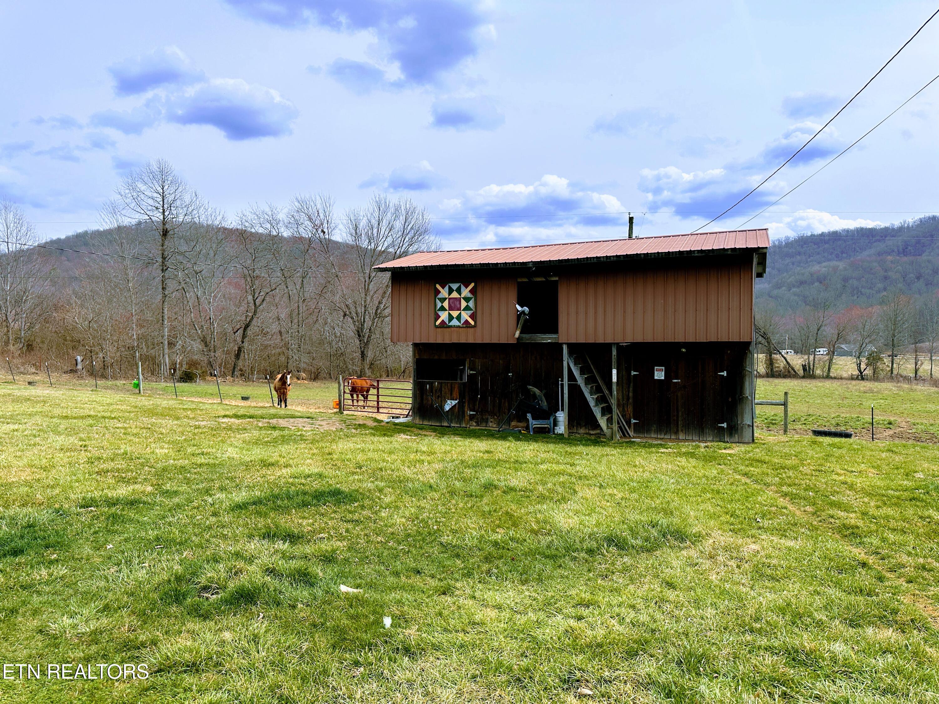 1370 Clay Hill Rd Property Photo 29