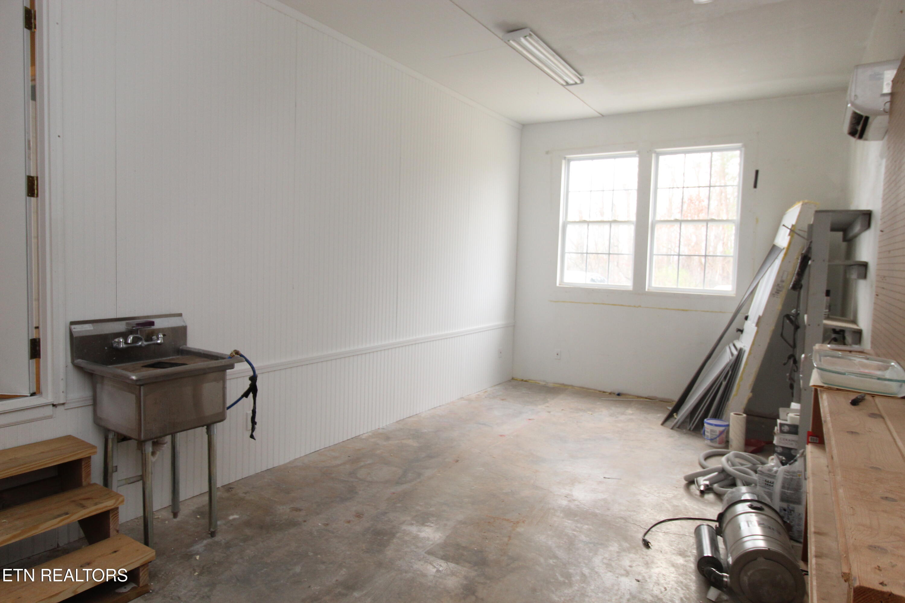 3757 Hillview Drive Property Photo 28