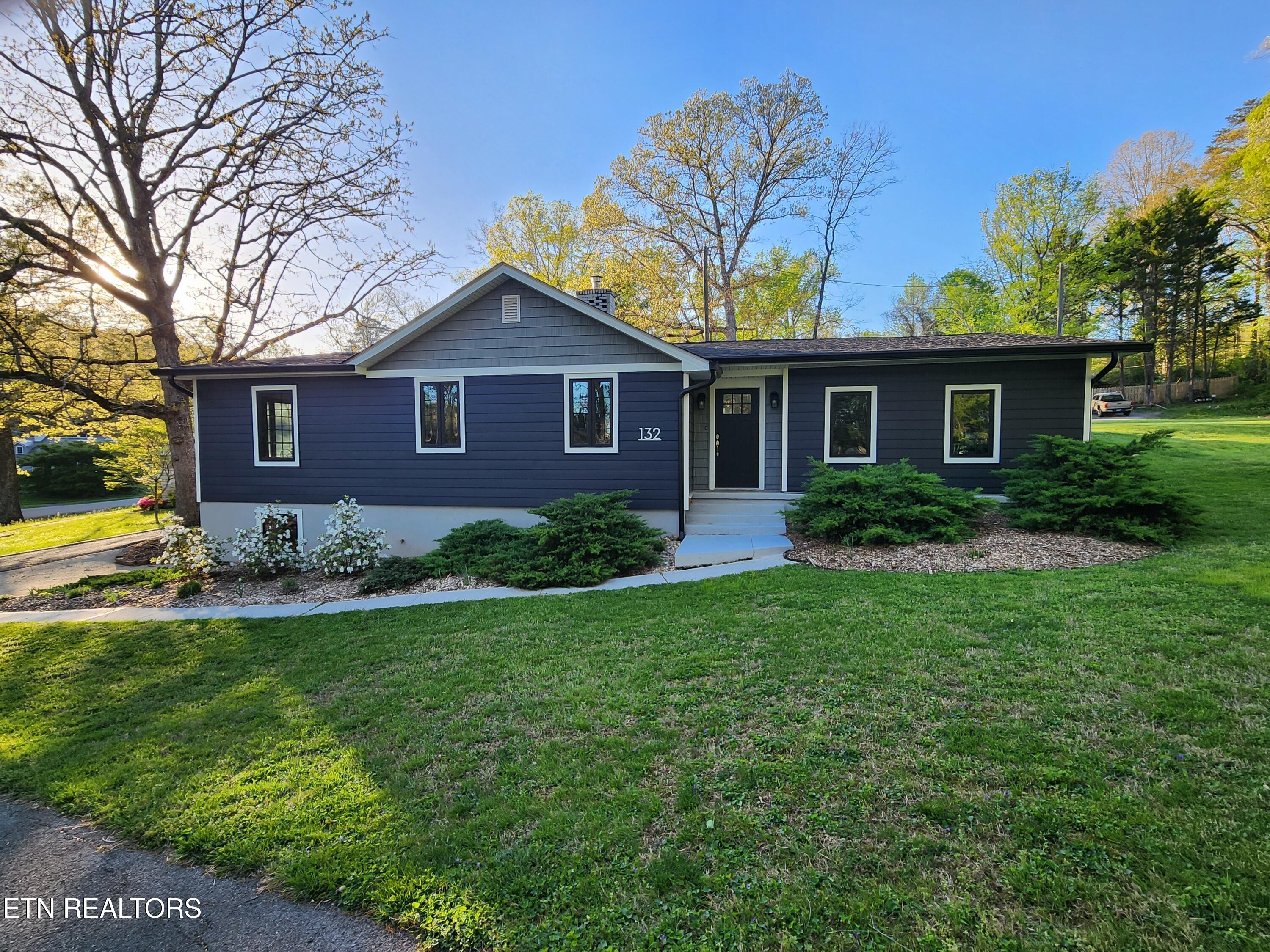 132 Pine Rd Property Photo 2