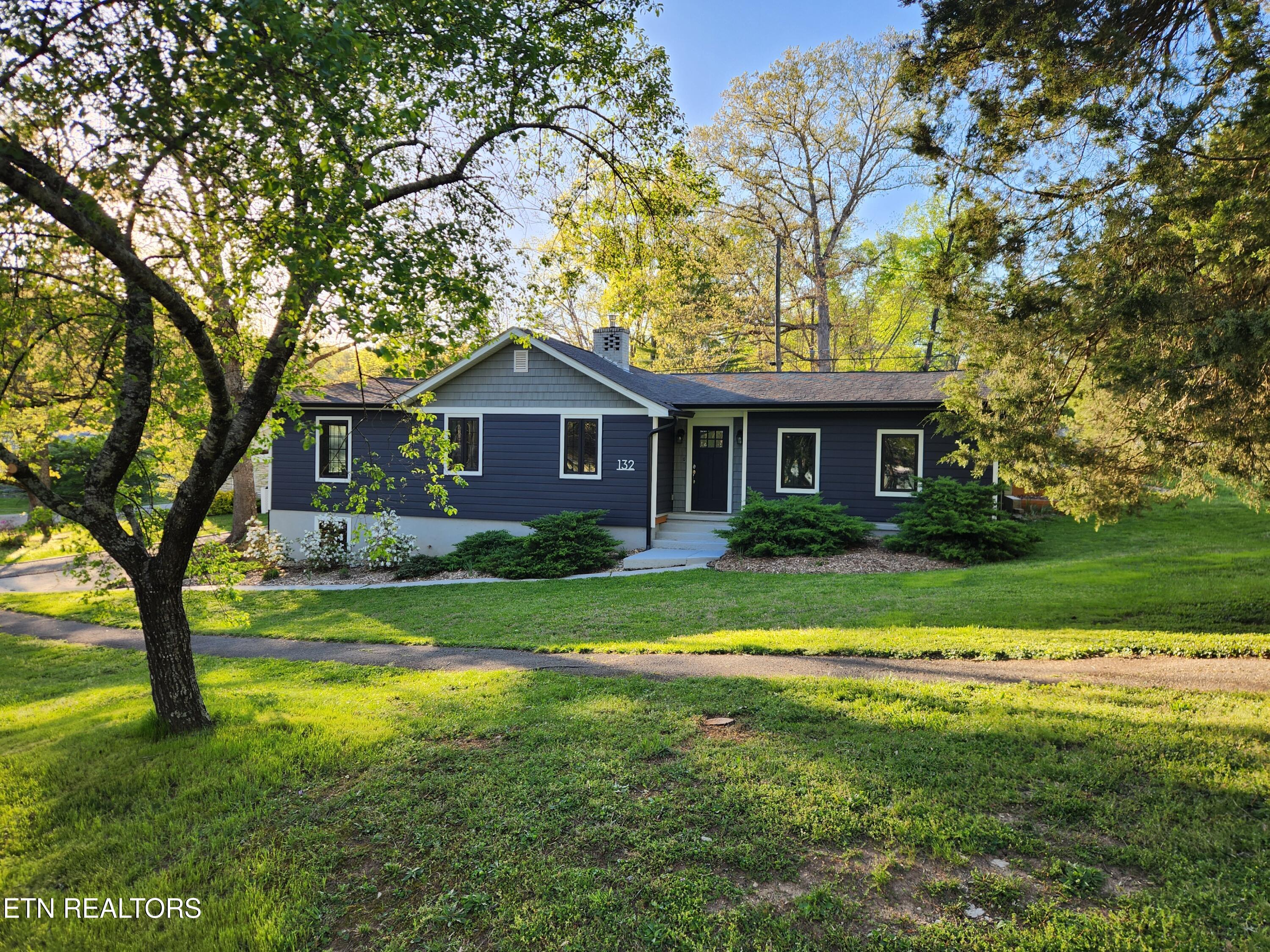 132 Pine Rd Property Photo 3