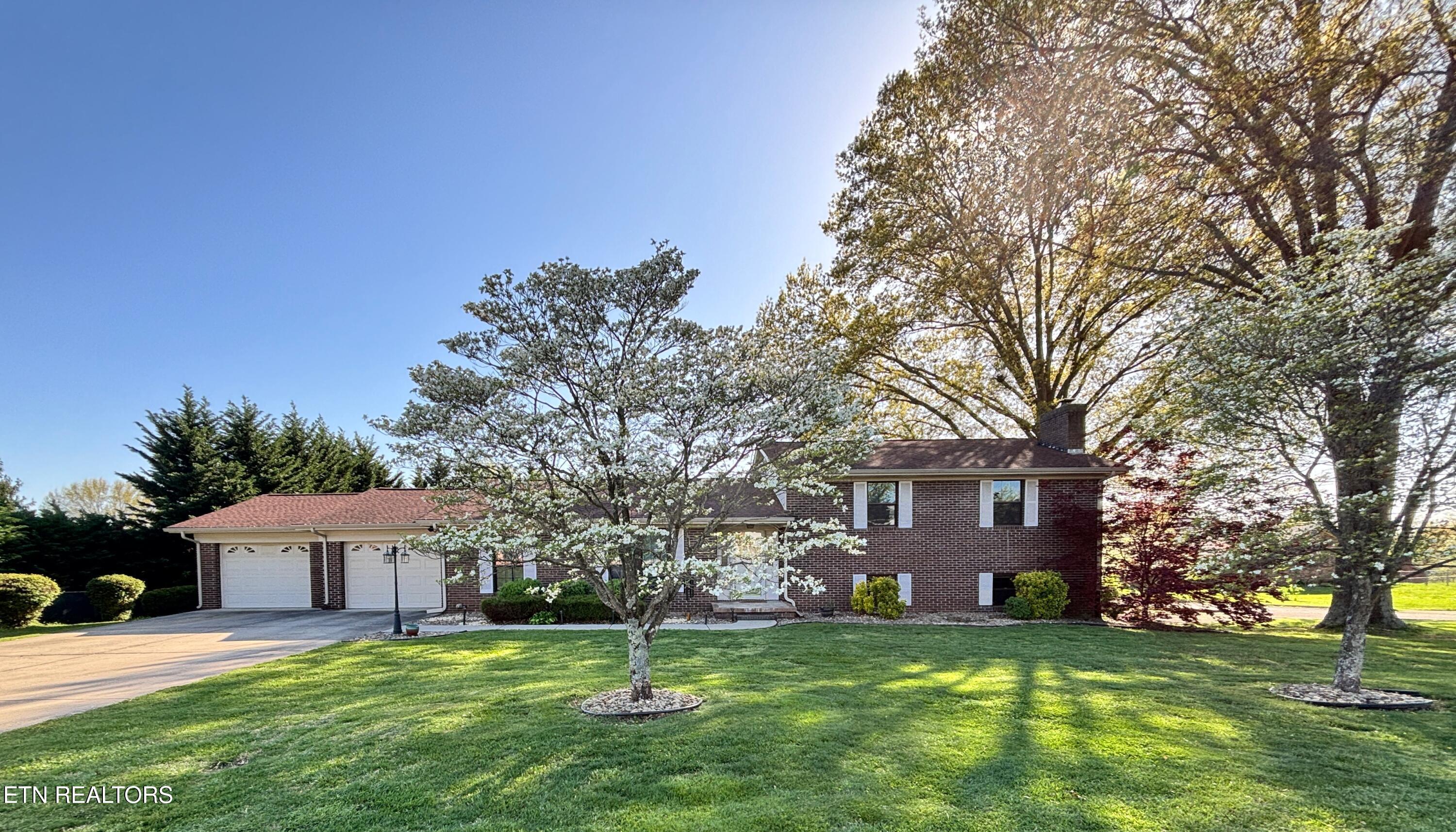 573 Shaver Drive Property Photo