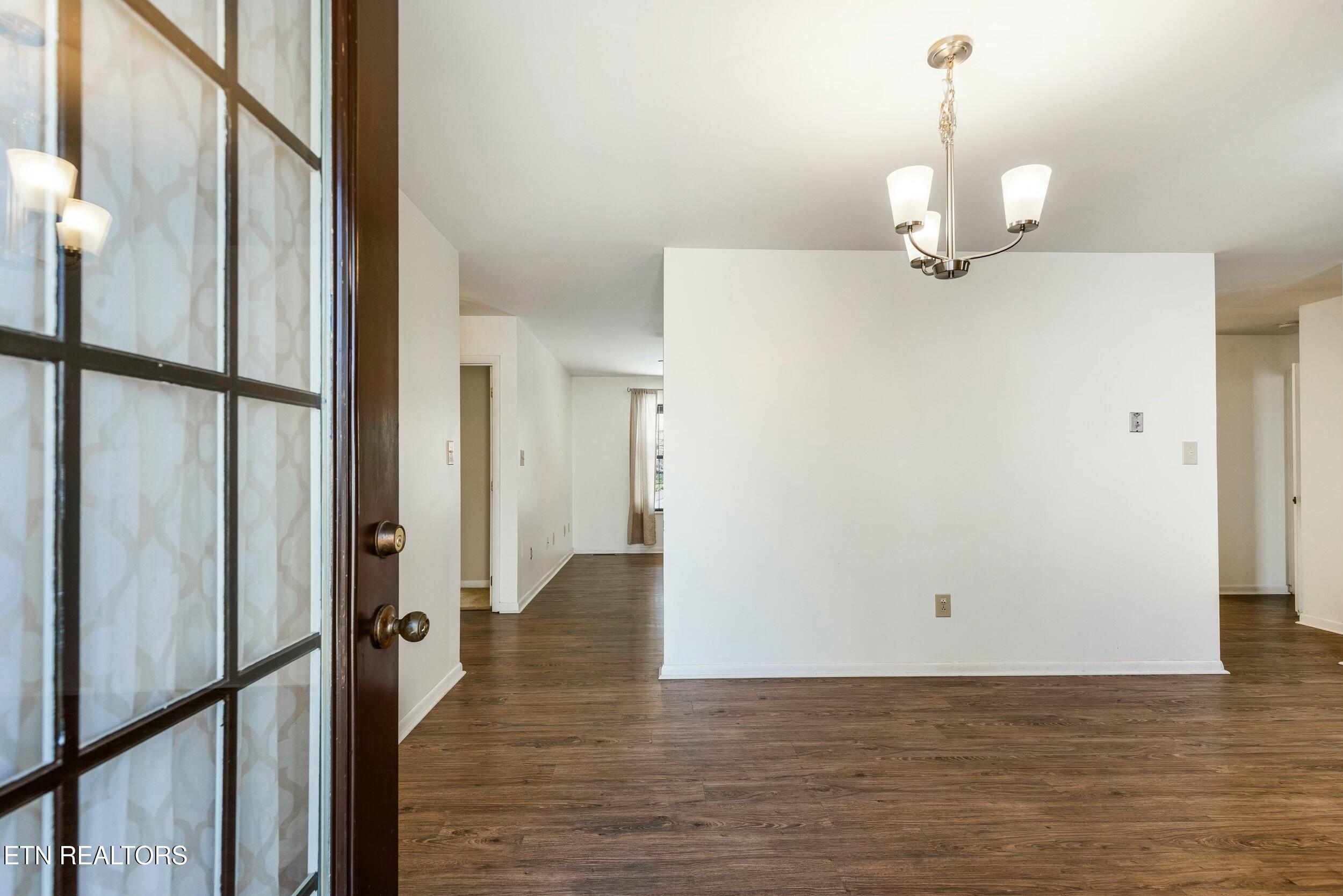 9419 Jim Loy Drive Property Photo 10