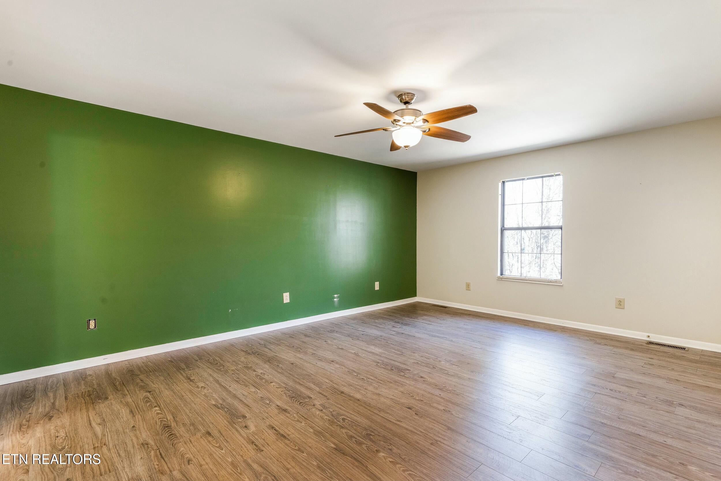 9419 Jim Loy Drive Property Photo 15