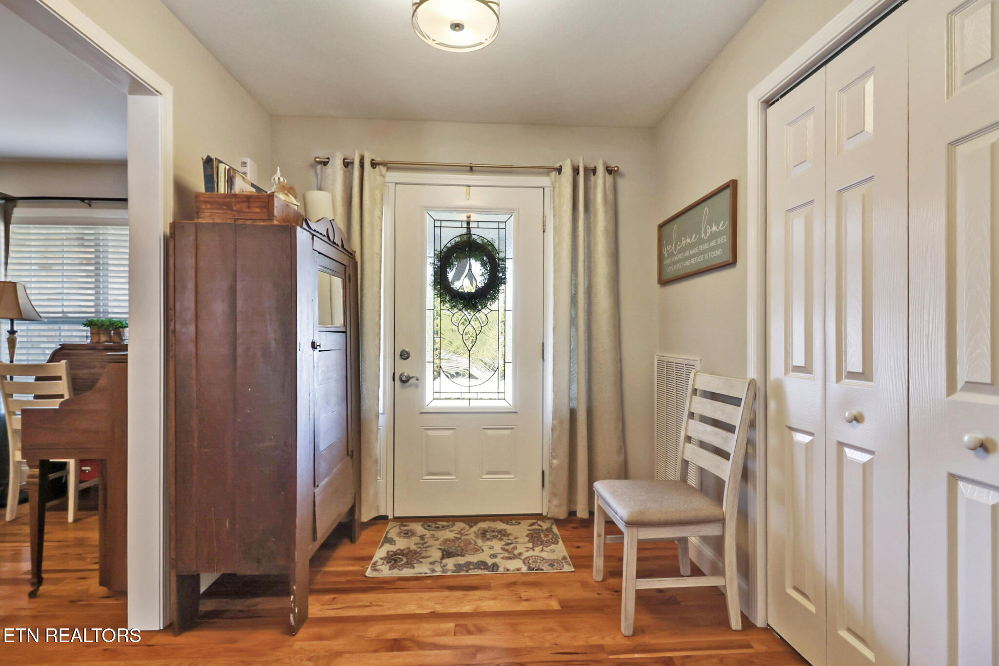 35 Satsuma Drive Property Photo 6