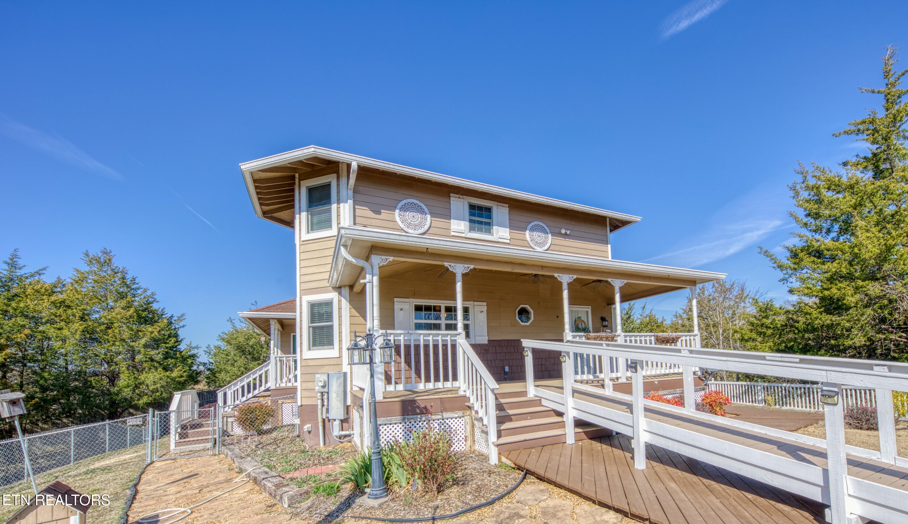 1110 Bayfront Drive Property Photo 1