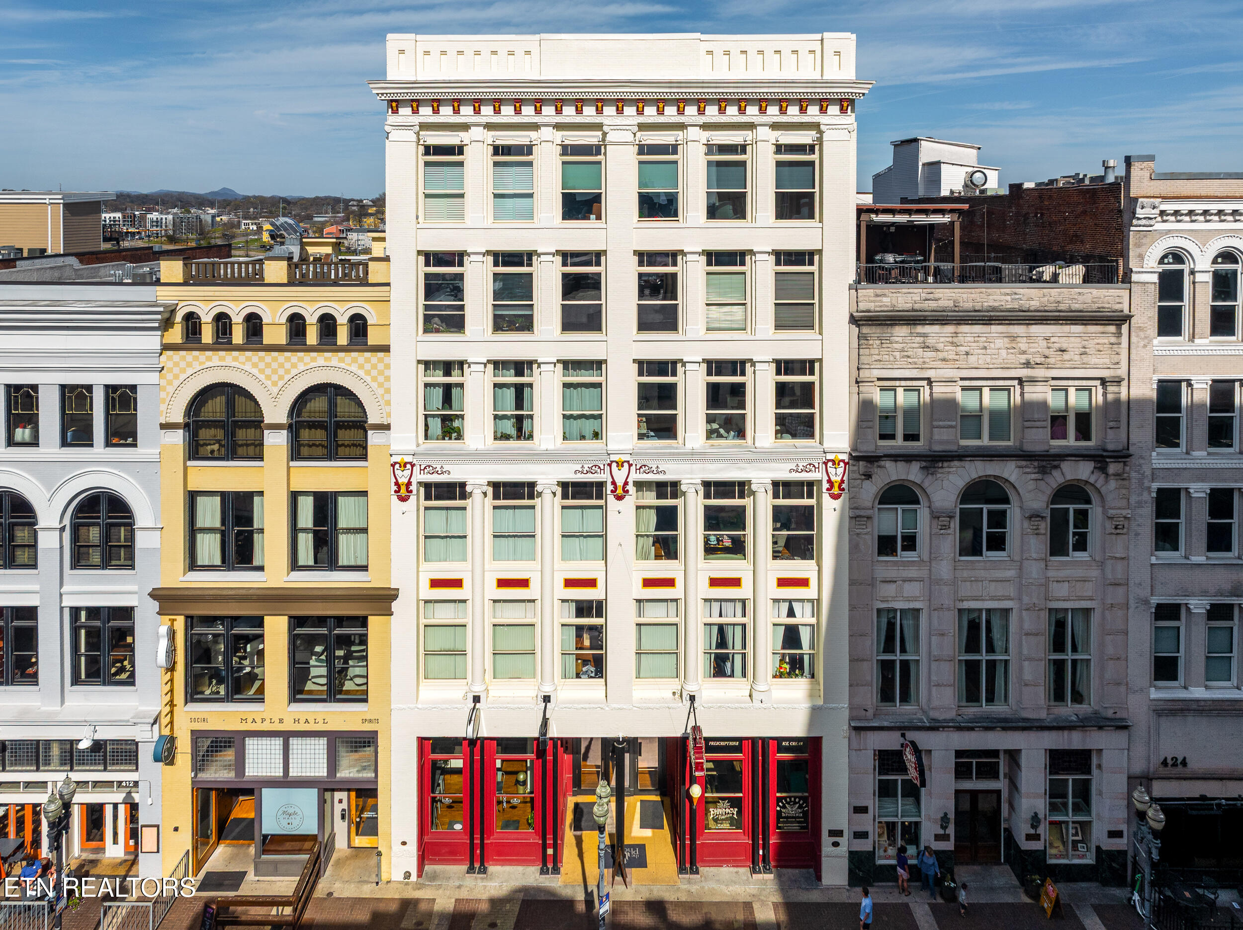 418 S Gay St Property Photo