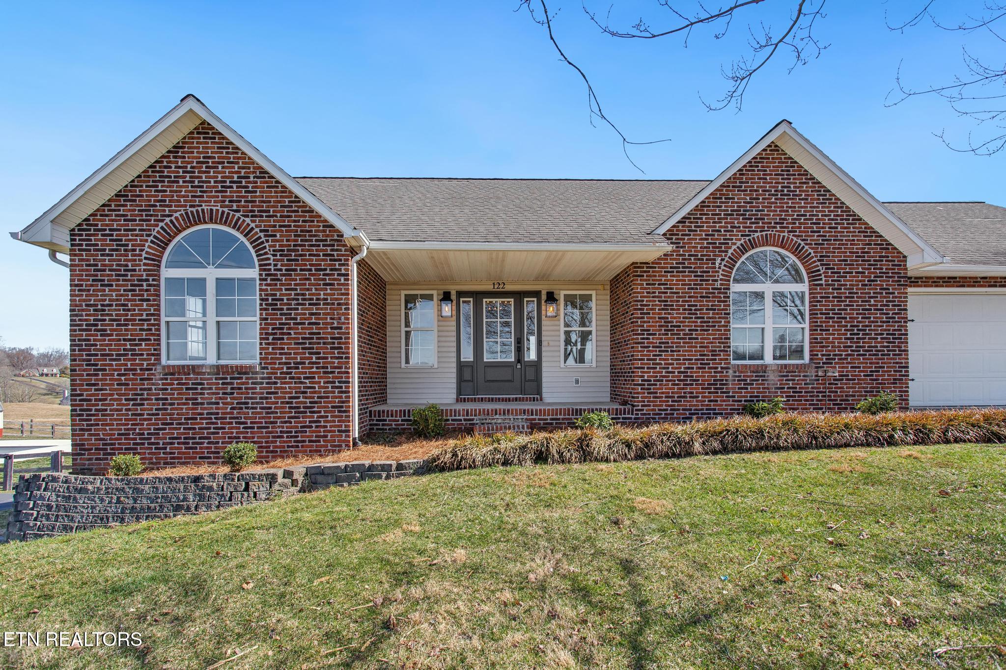 122 Mcclain Court Property Photo