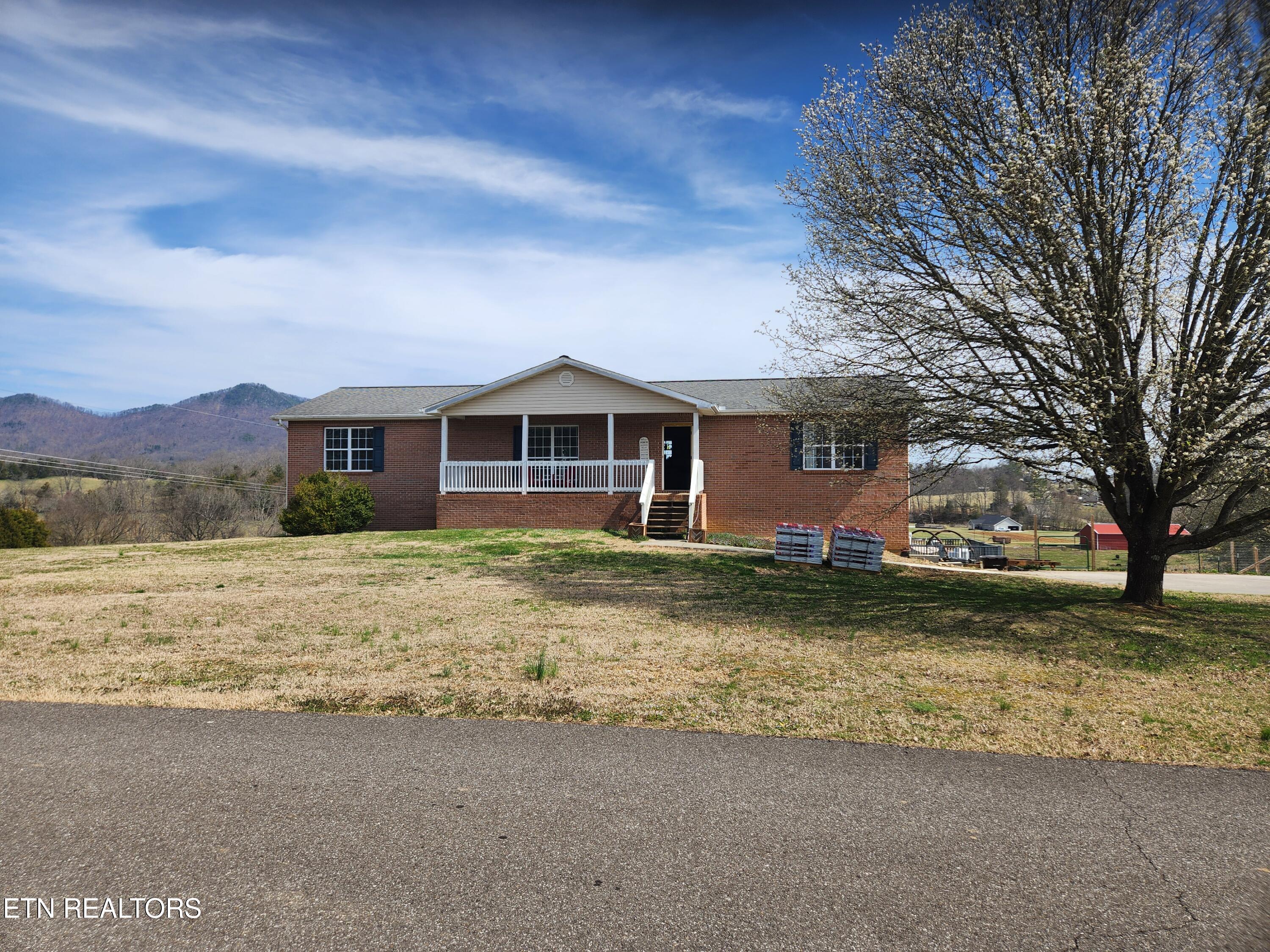 7545 Longmire Rd Property Photo