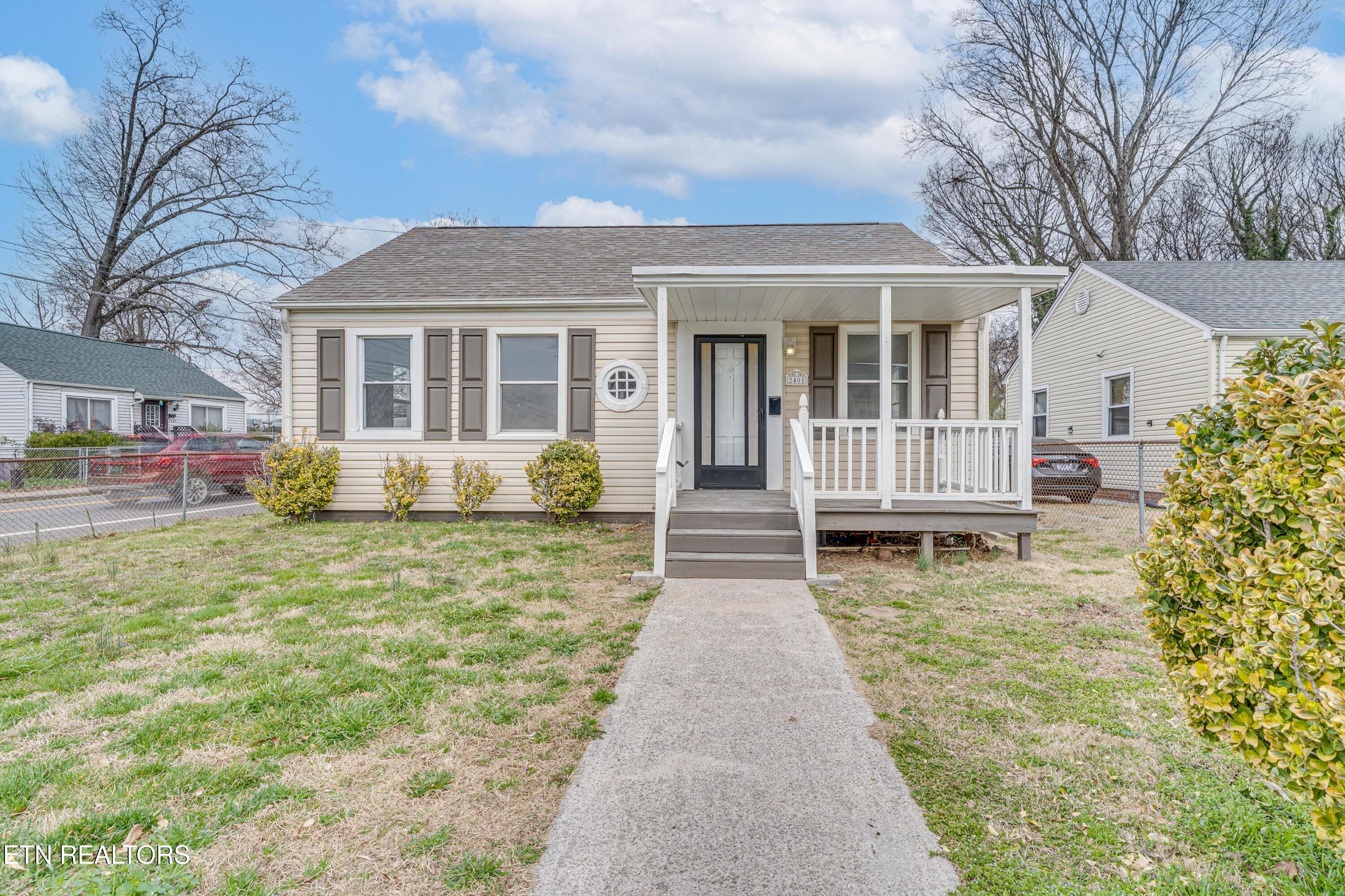 2401 Lawson Ave Property Photo
