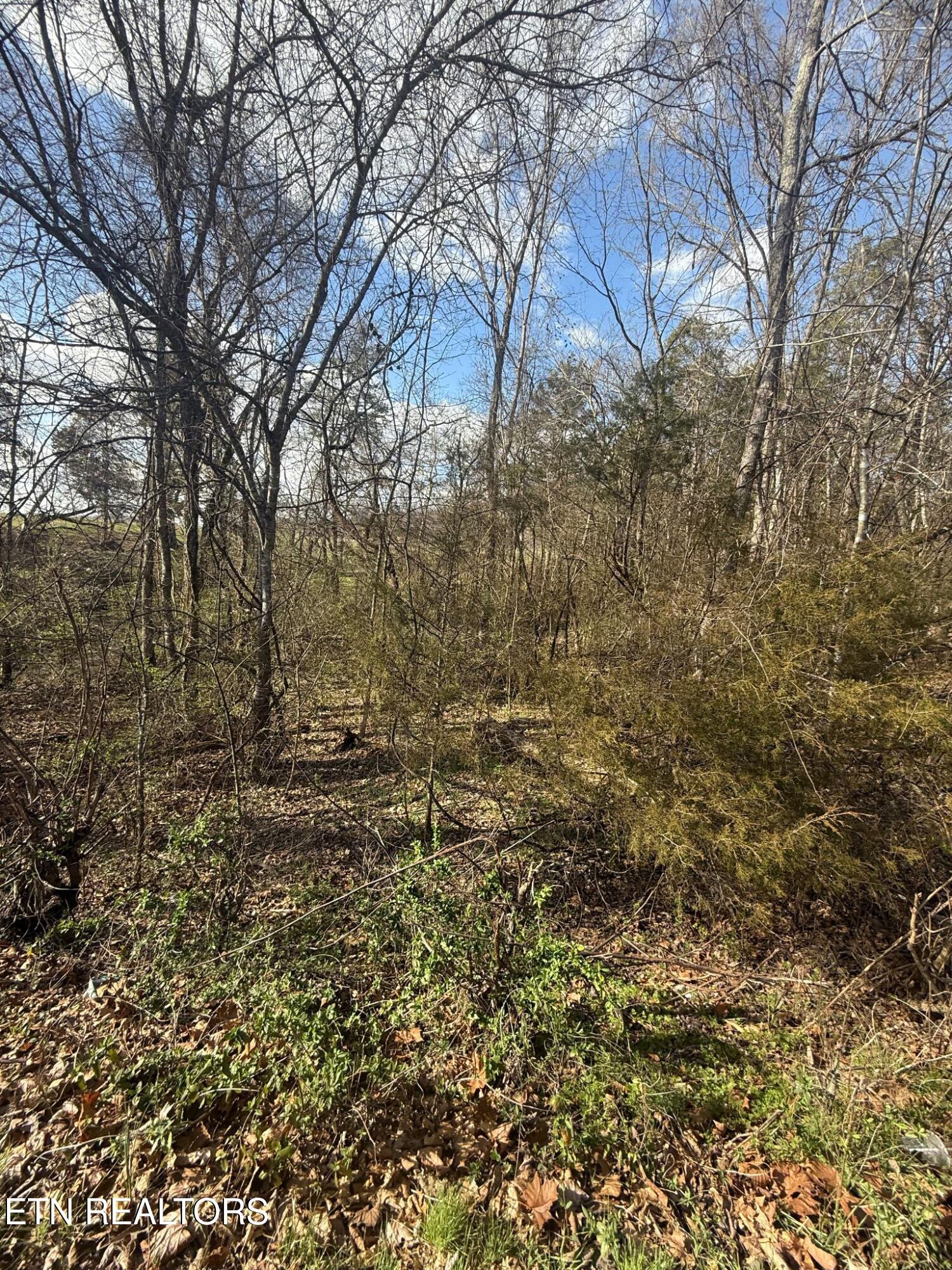1462 Friends Station Rd Property Photo