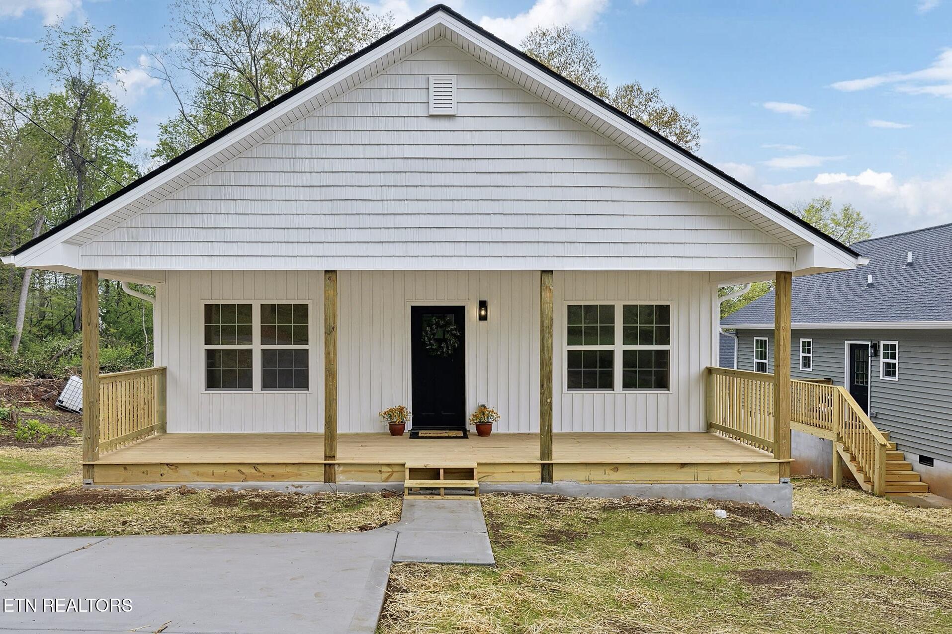 1128 Trigg St Property Photo
