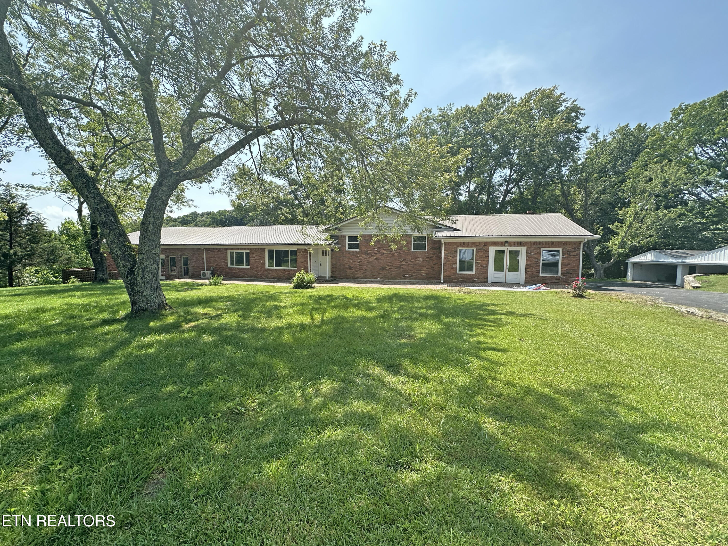 3470 Freehill Rd Property Photo