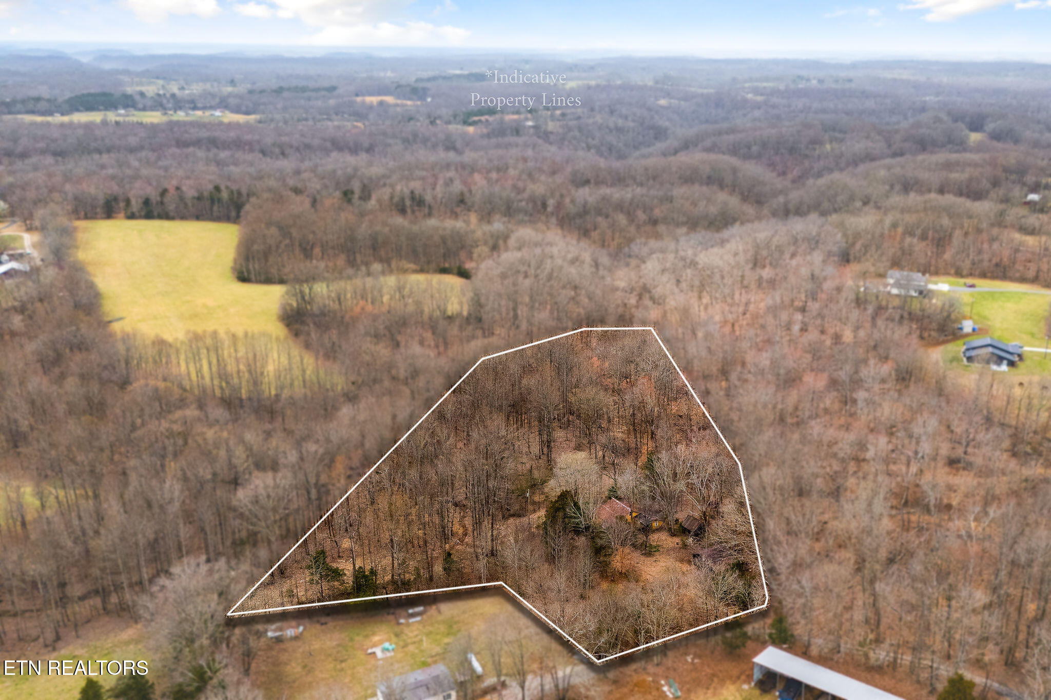 3944 Crawford Rd Property Photo