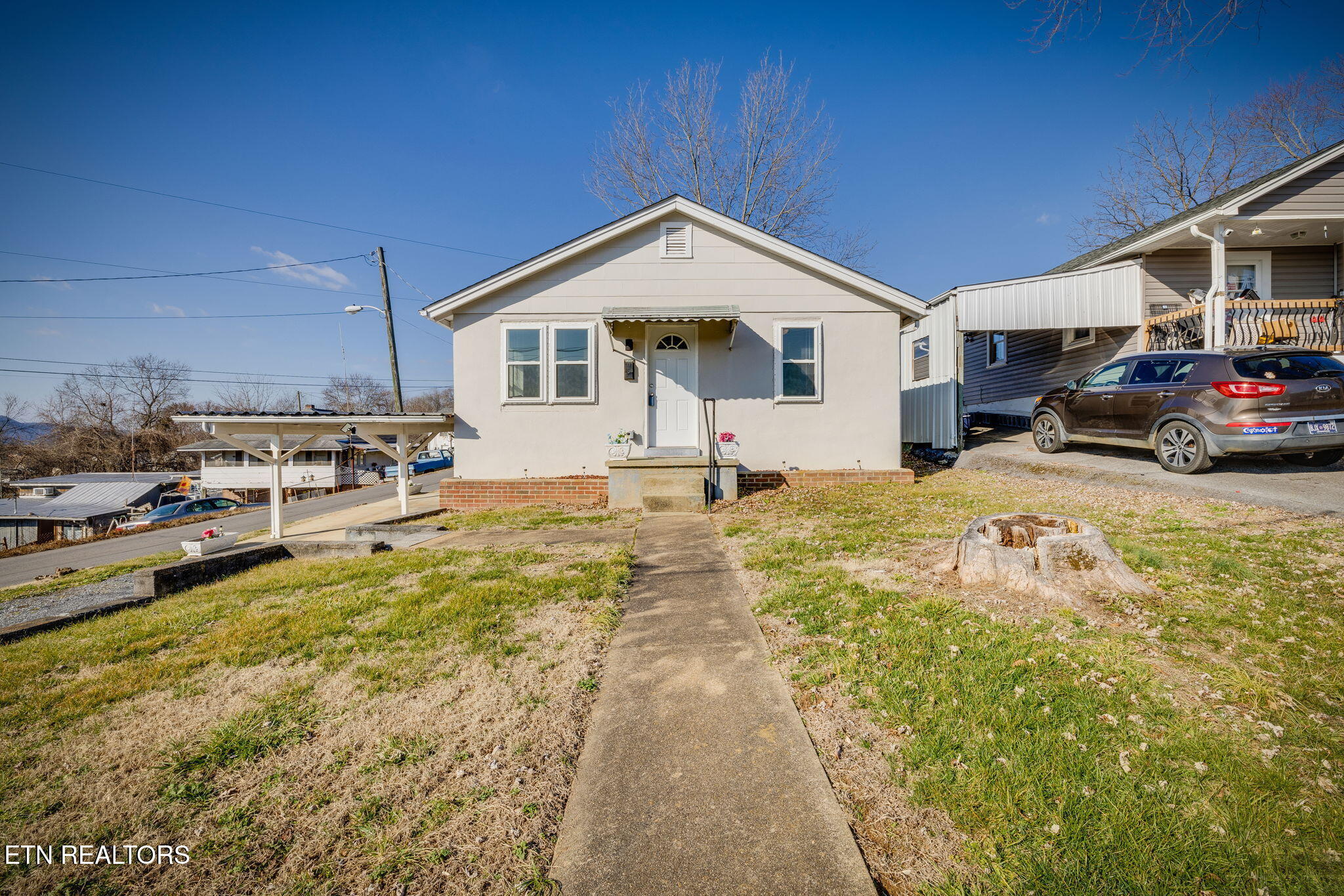 1200 Riverside Ave Property Photo
