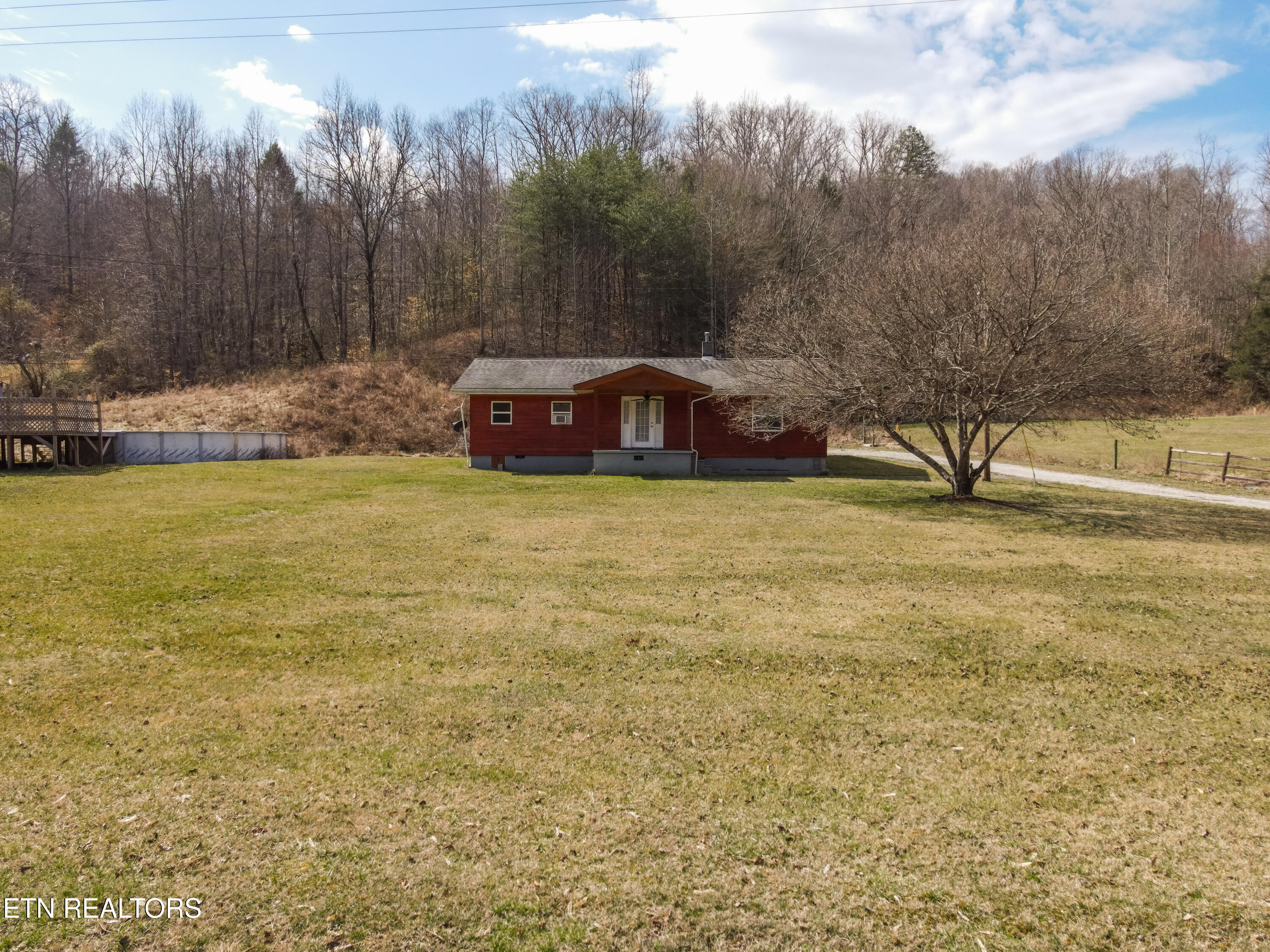 4662 Baker Hwy Property Photo