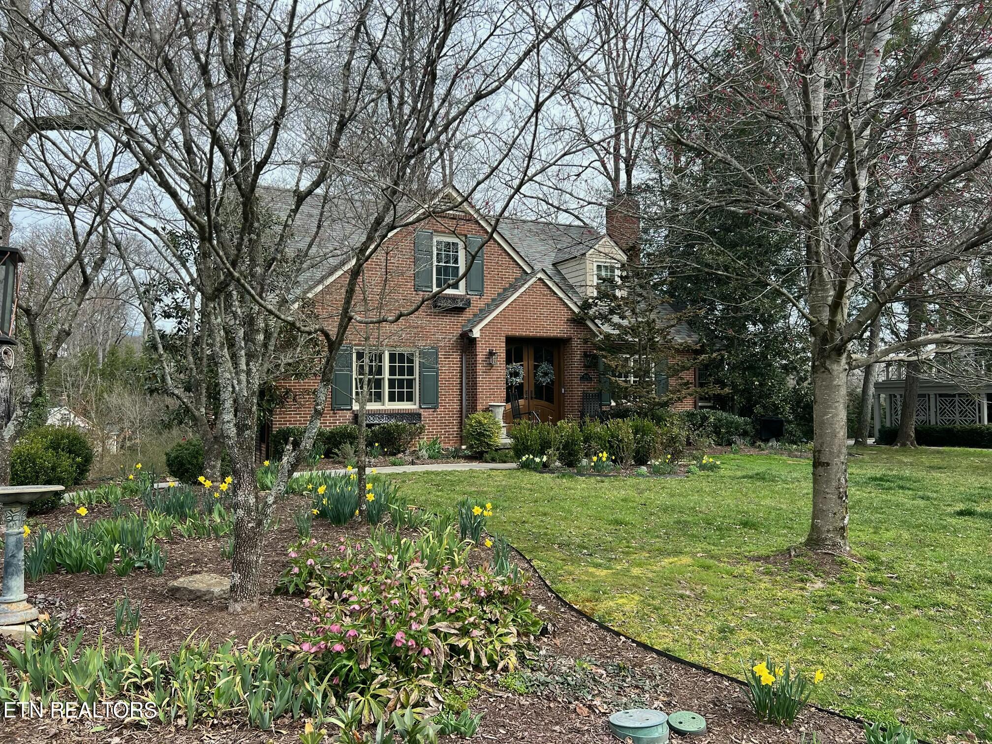 3911 Glenfield Drive Property Photo