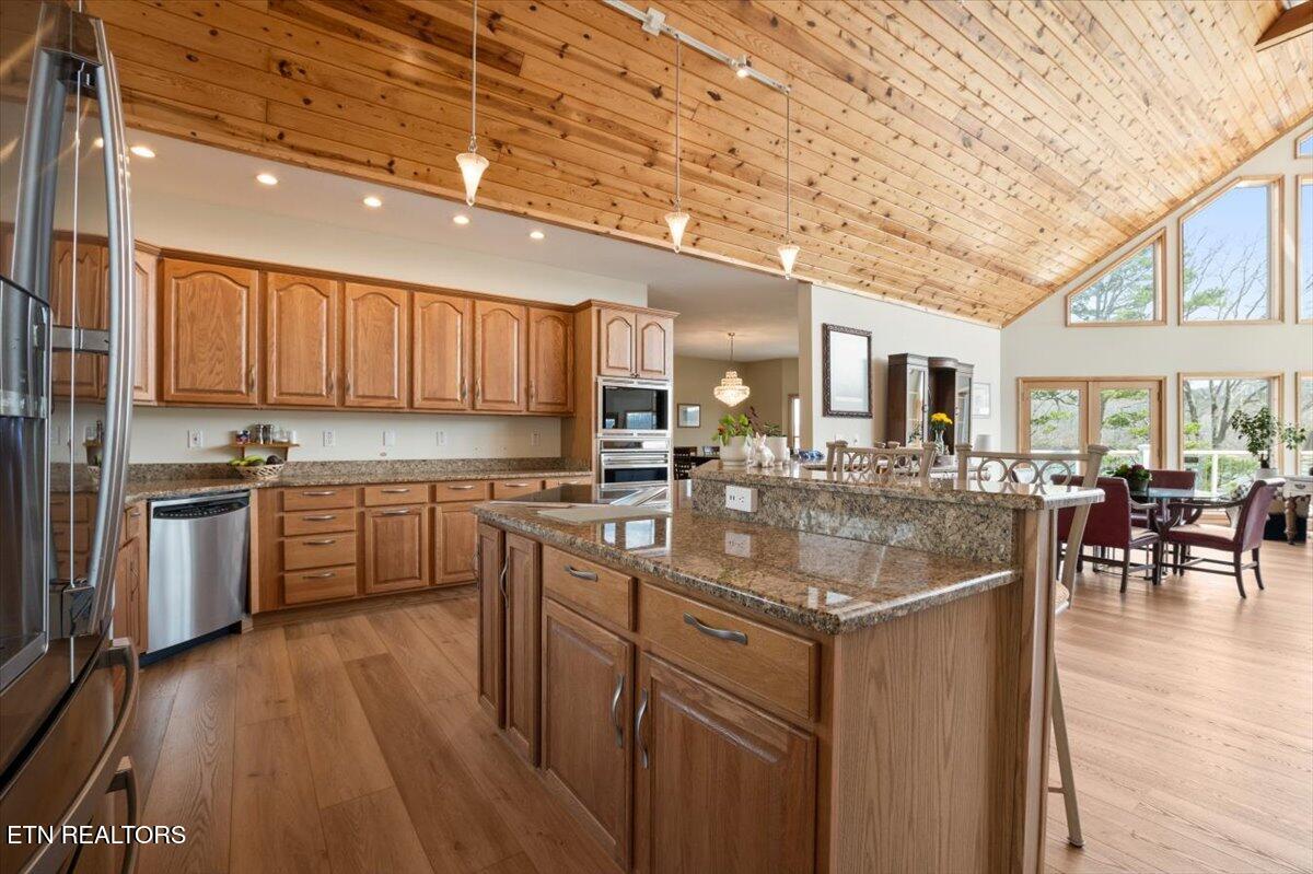 493 Deer Hill Lane Property Photo 22