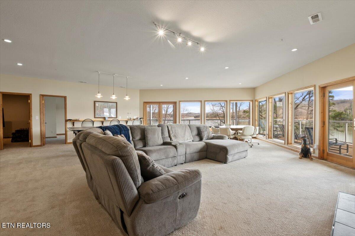493 Deer Hill Lane Property Photo 40