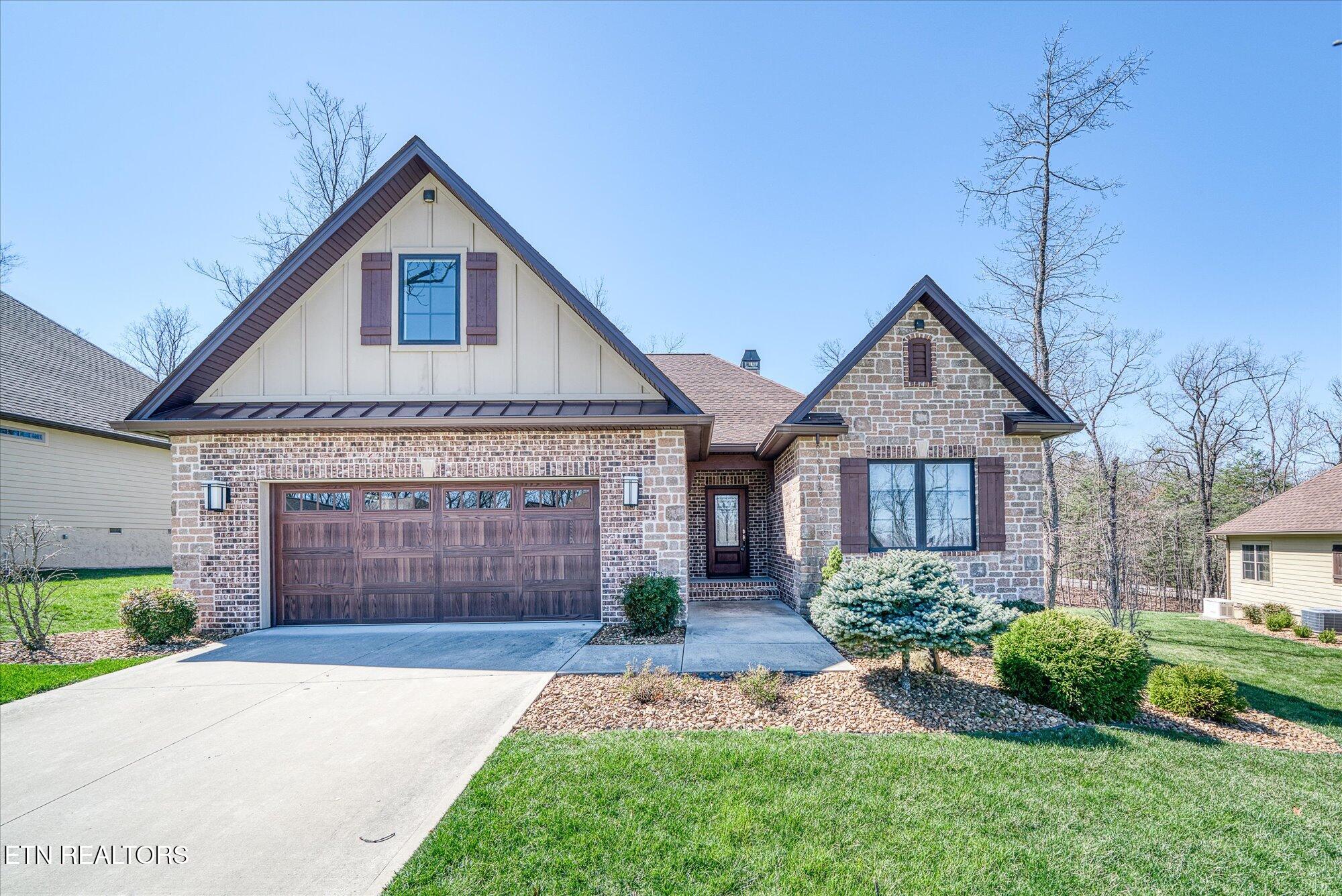 23 Oak Leaf Circle Property Photo