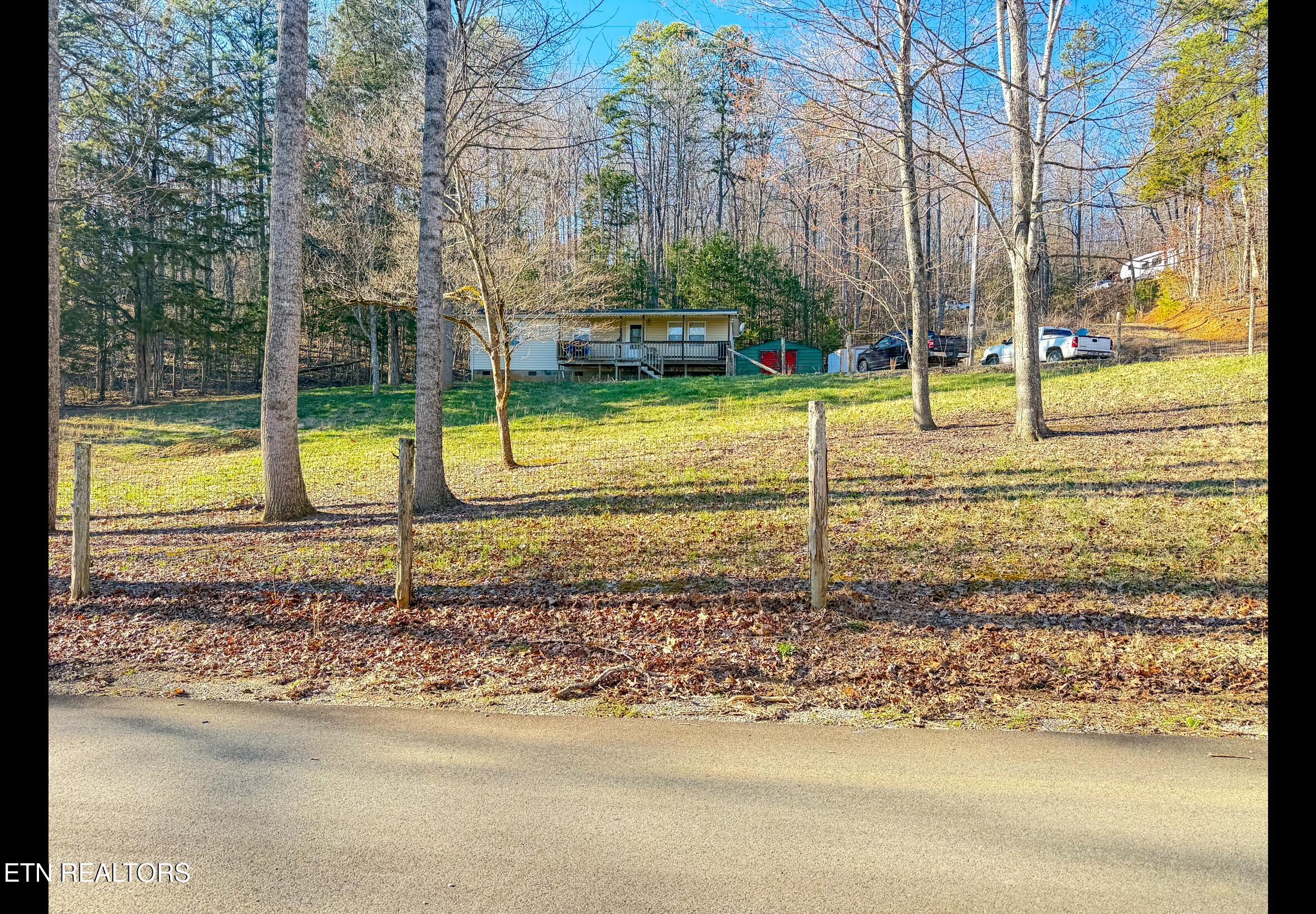 960 Walker Rd Property Photo