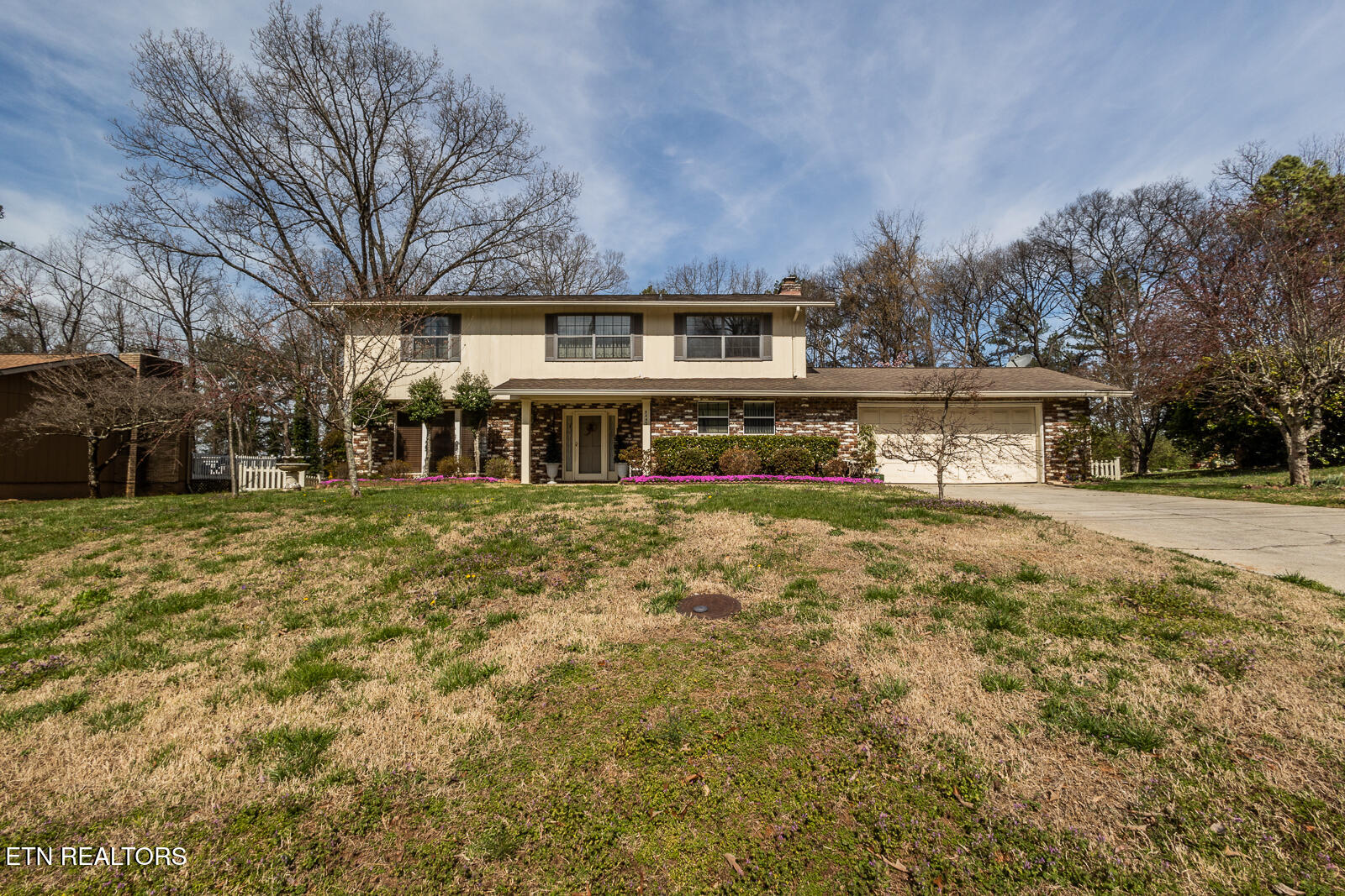 5443 Lance Drive Property Photo