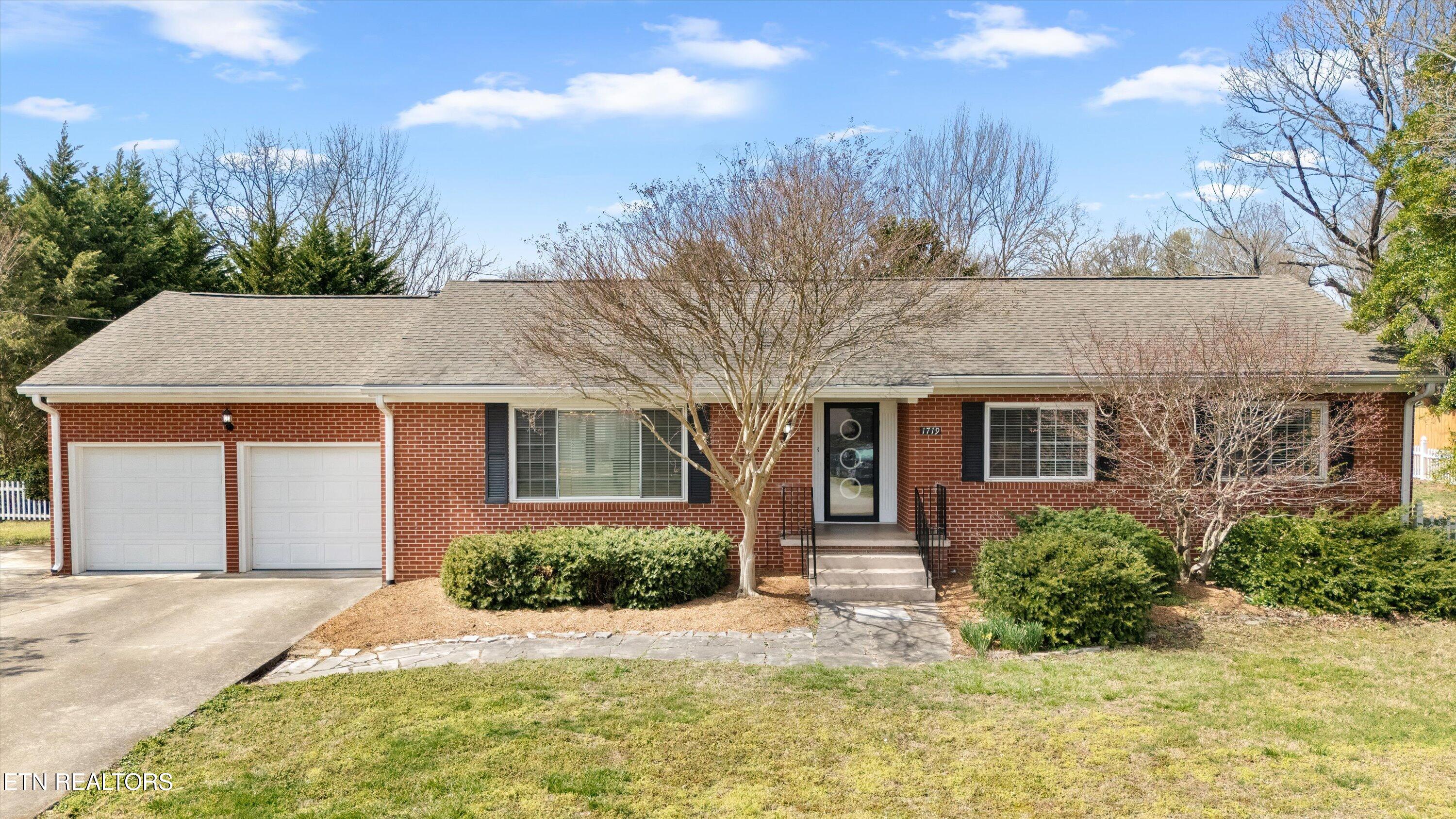 1719 Scenic Drive Property Photo
