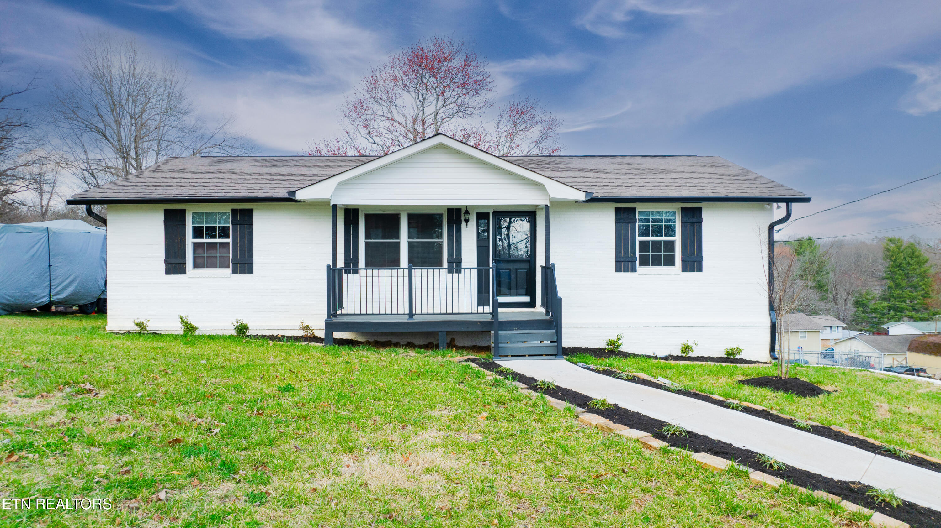 8424 Grane Lefe St Property Photo 1