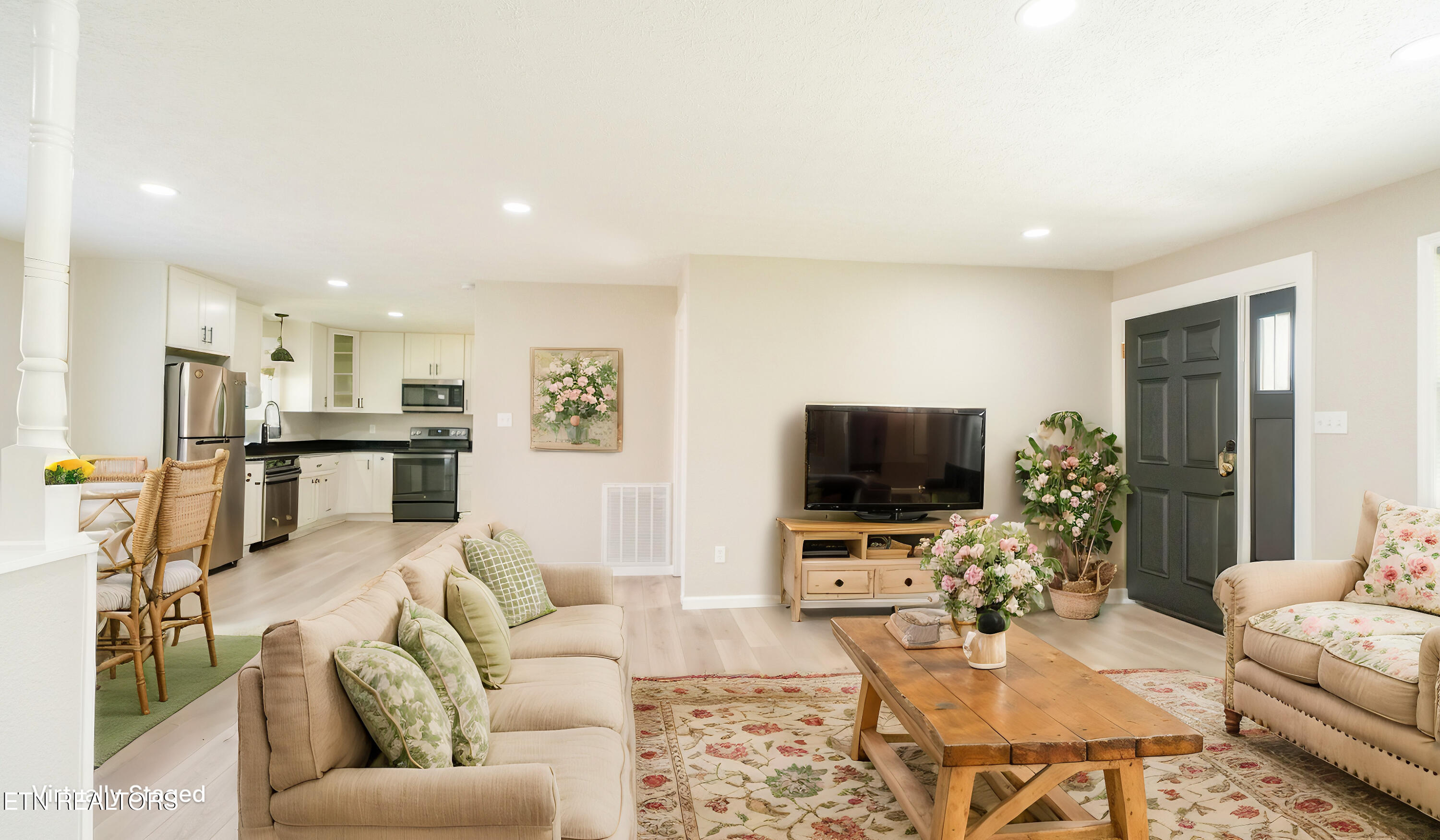 8424 Grane Lefe St Property Photo 4